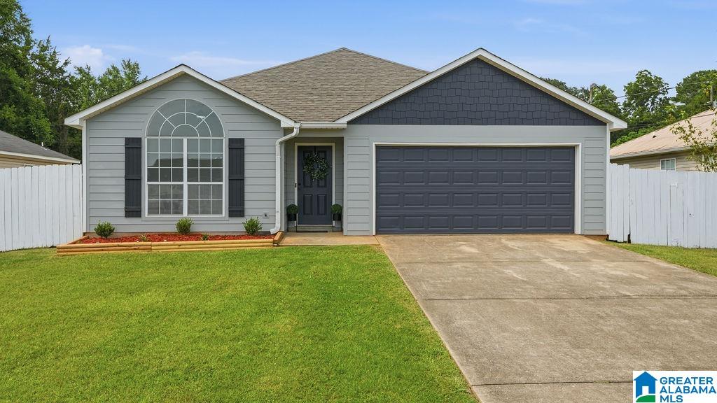 Photo 1 of 40 — 98 DEXTER AVENUE, HUEYTOWN, AL 35023