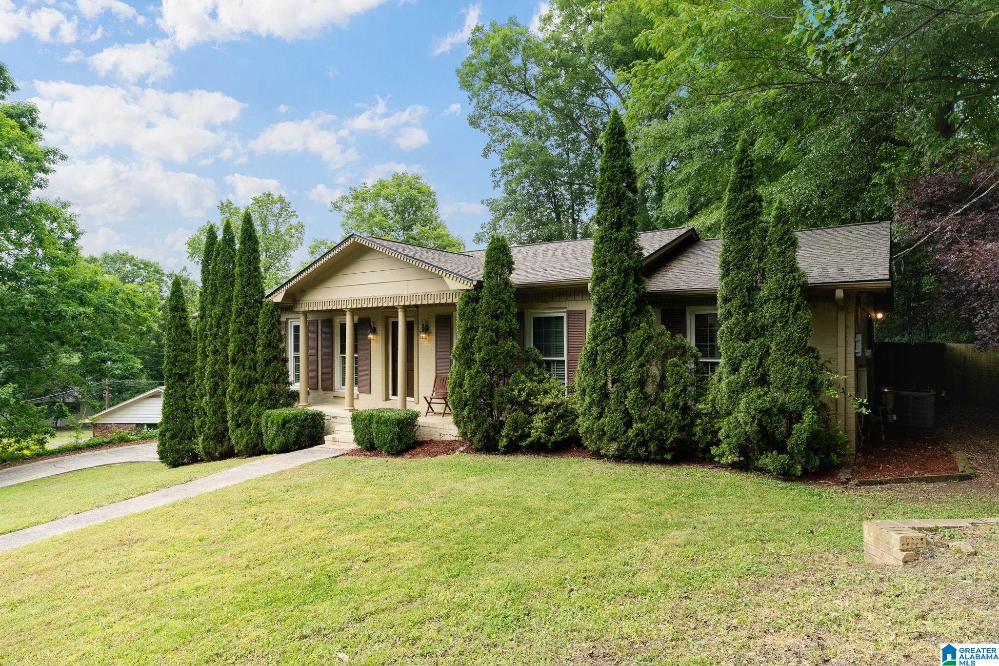 965 MOUNTAIN OAKS DRIVE