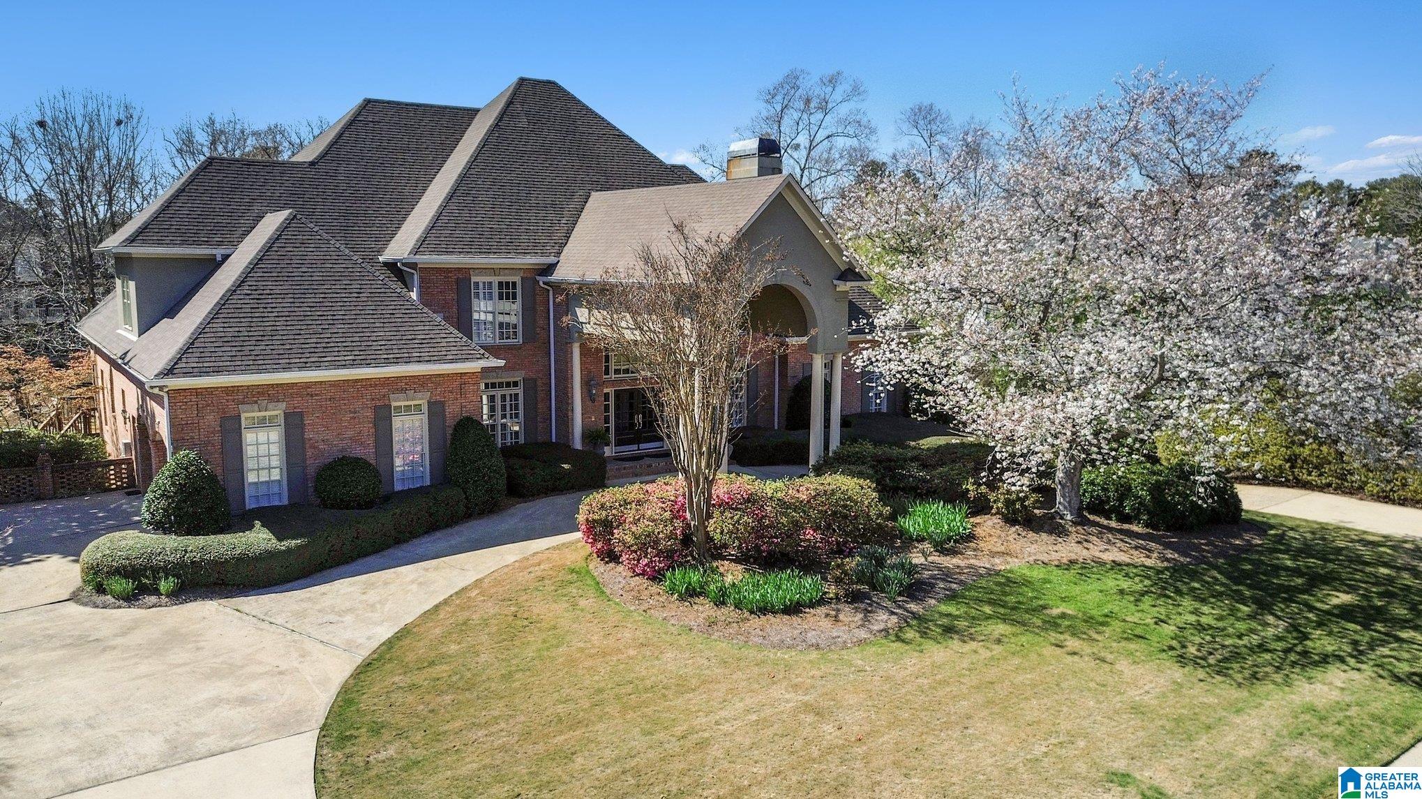 2119 LAKE HEATHER WAY