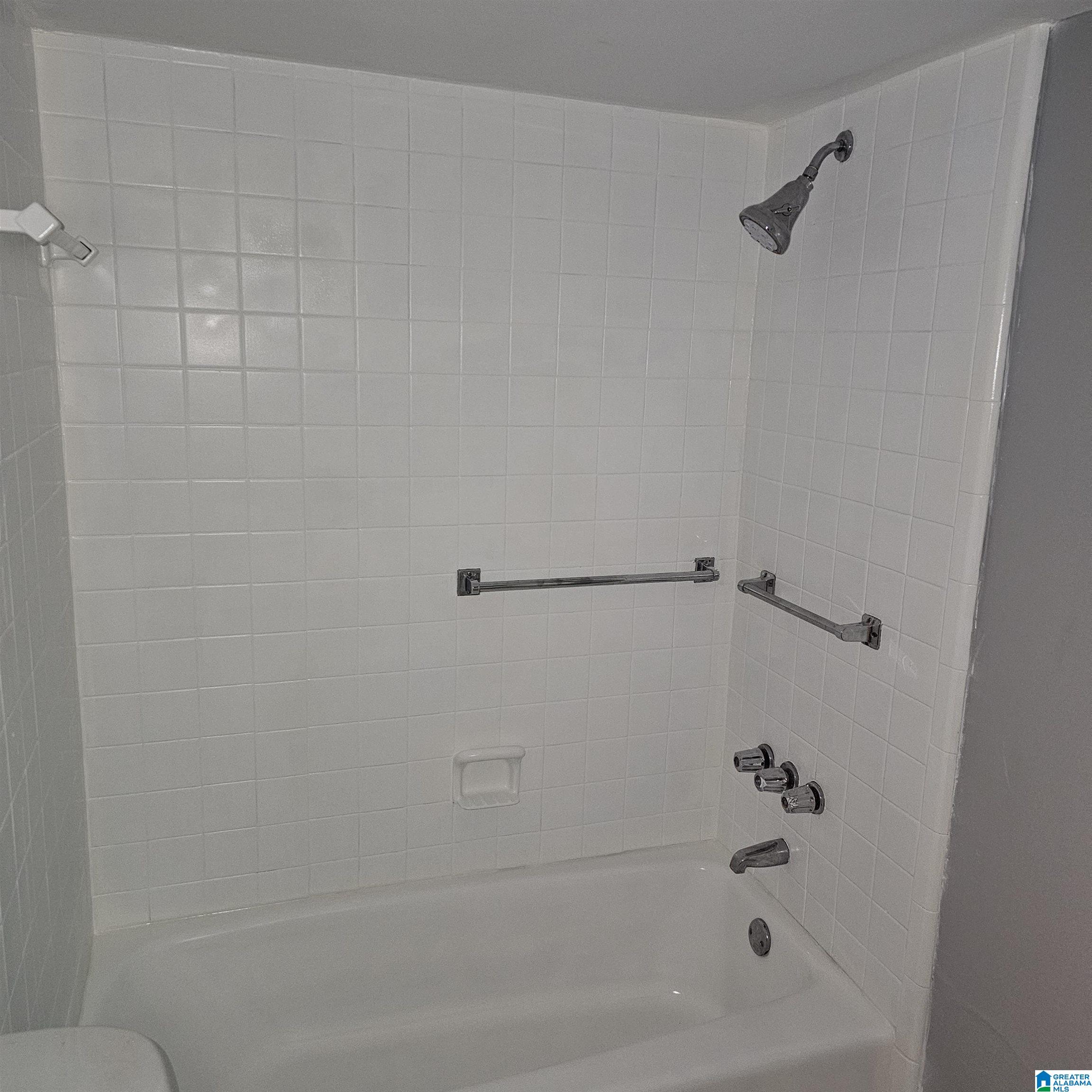 2104 MONTREAT CIRCLE 2104