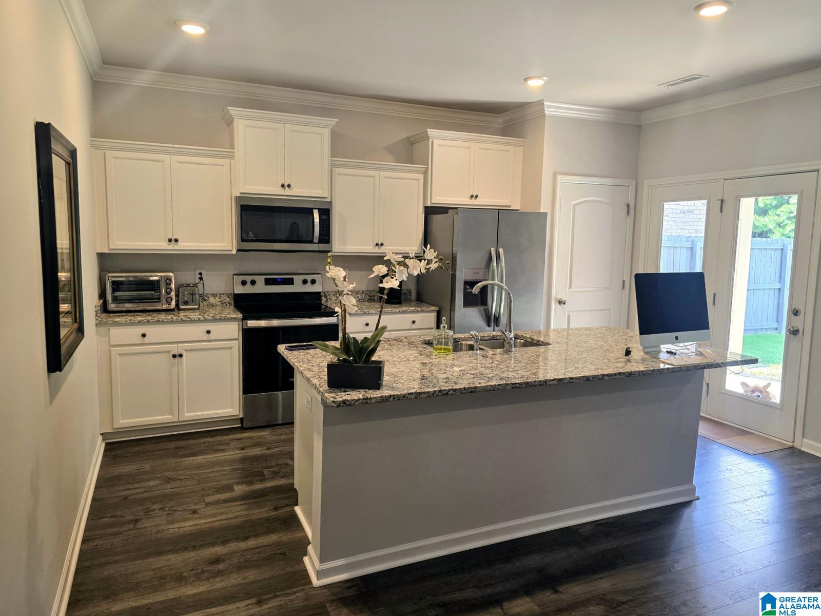 235 ASHLAND DRIVE SW