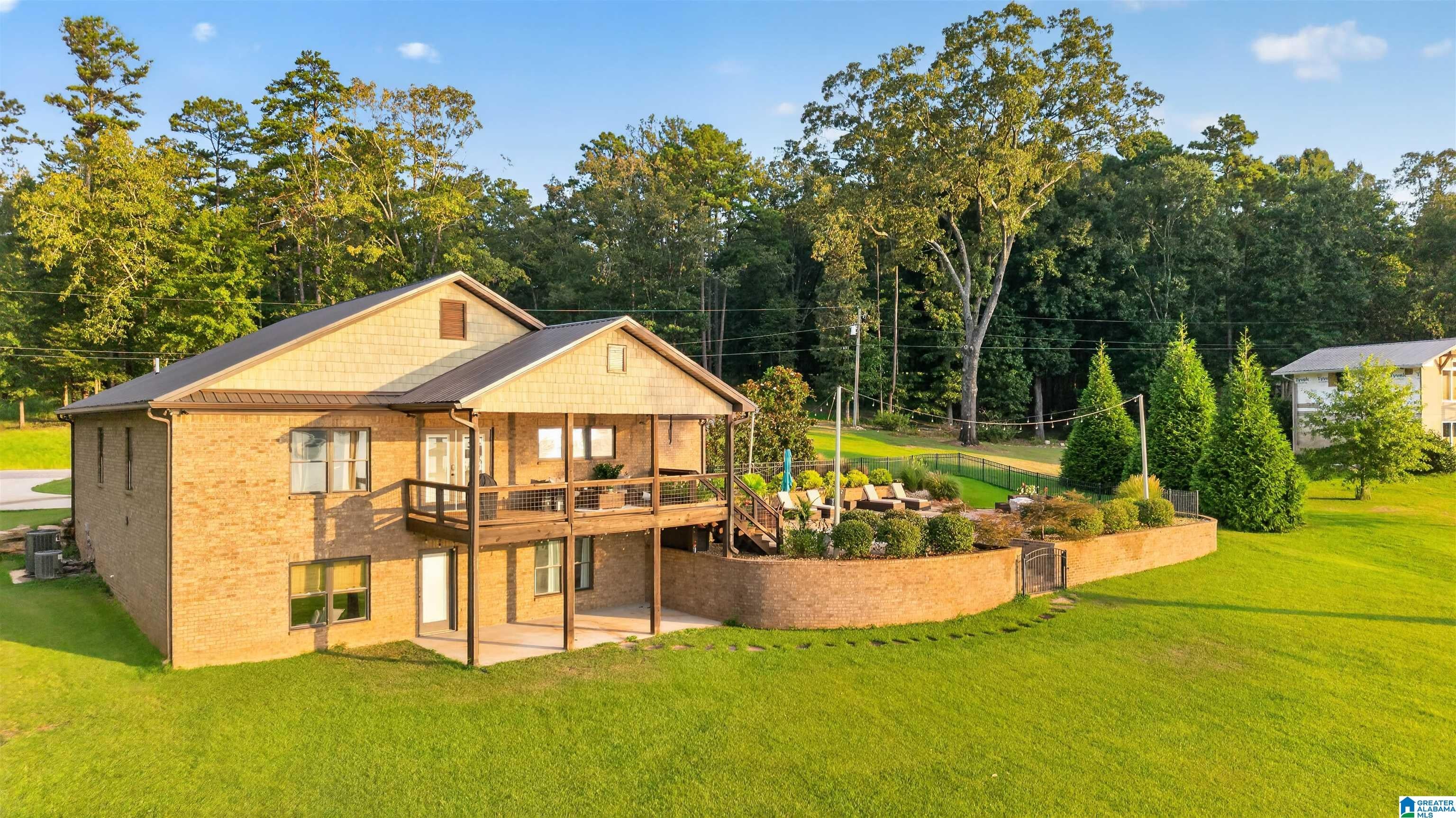 156 PRIMROSE LANE