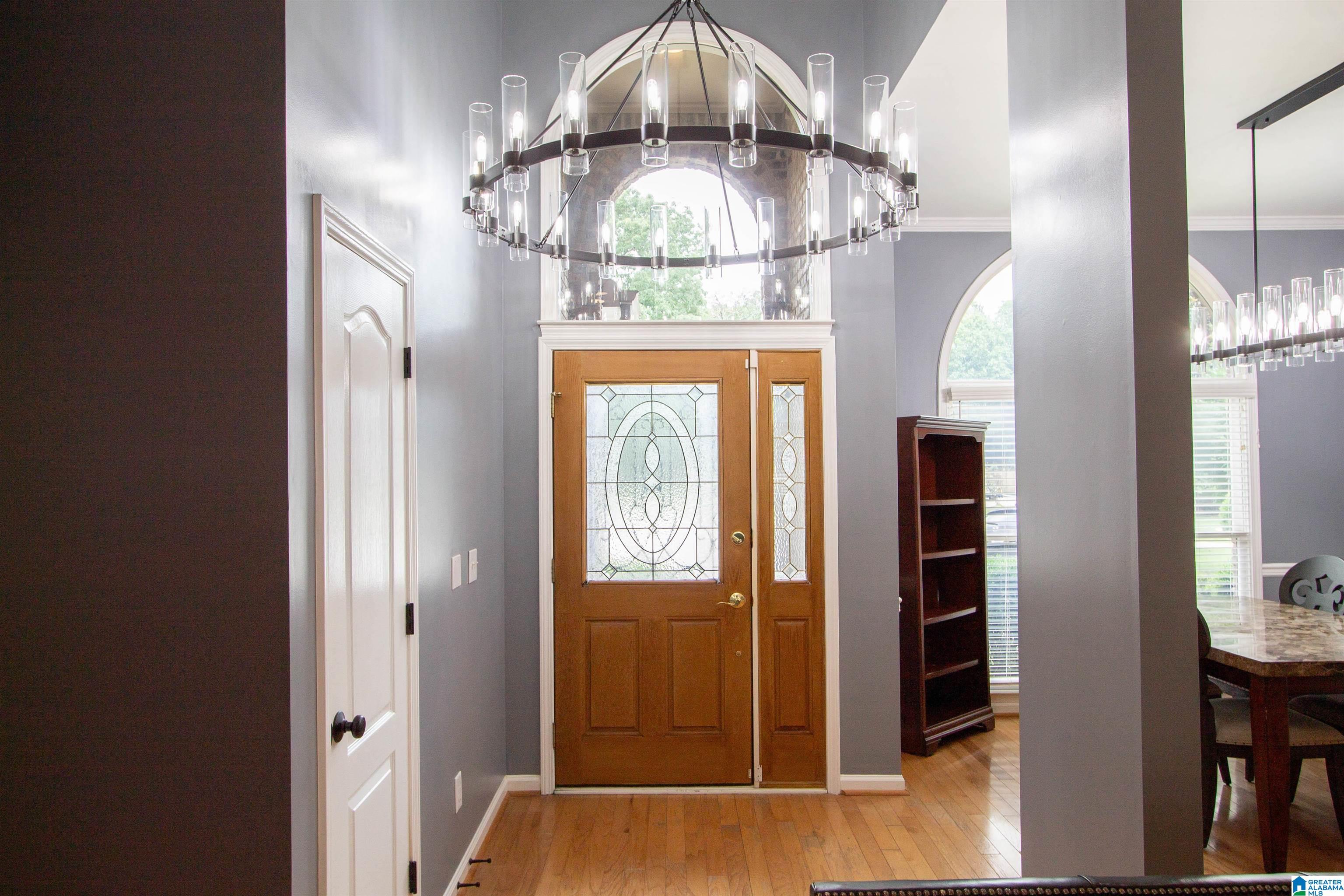526 WYNLAKE COURT