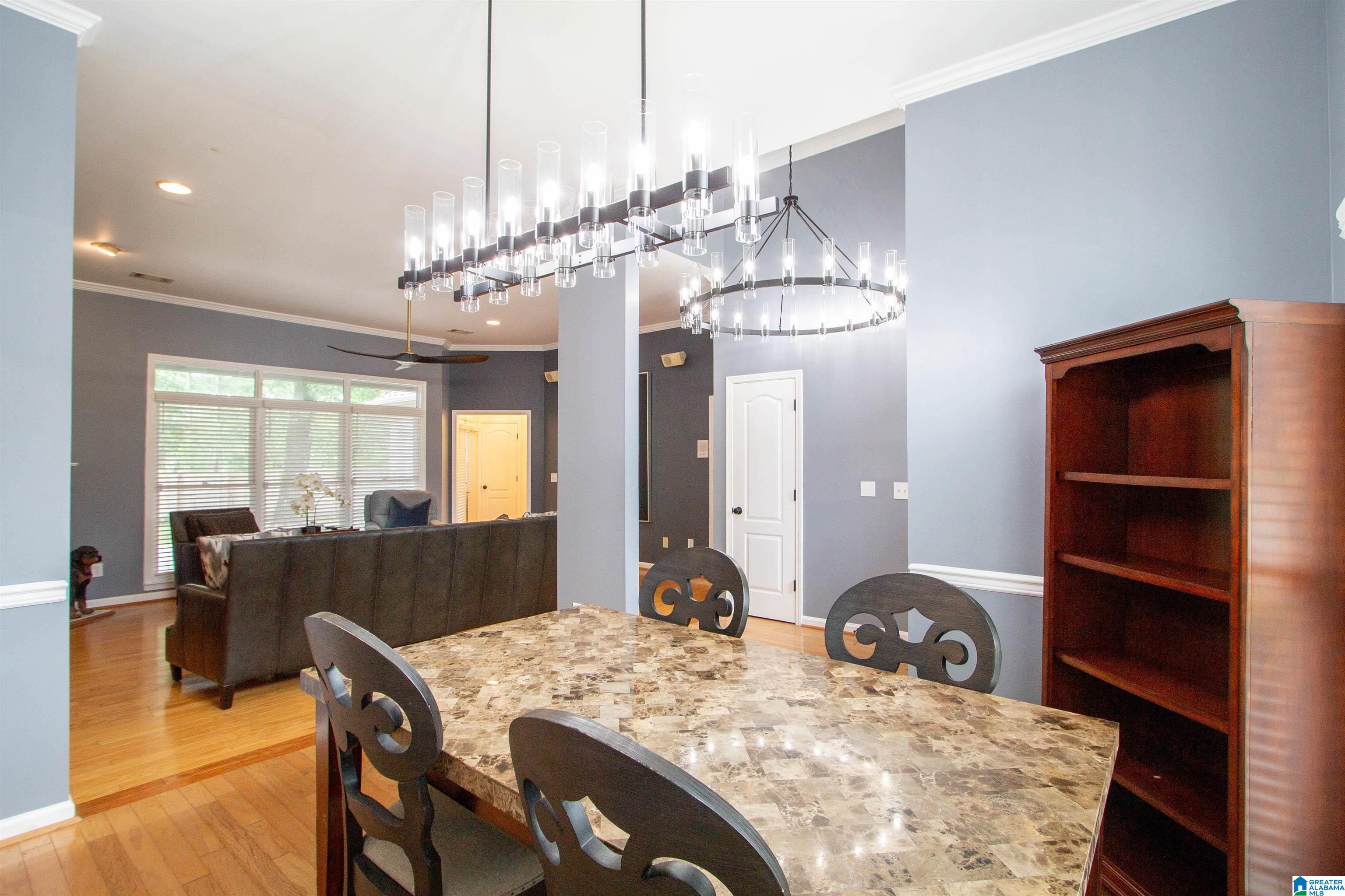 526 WYNLAKE COURT