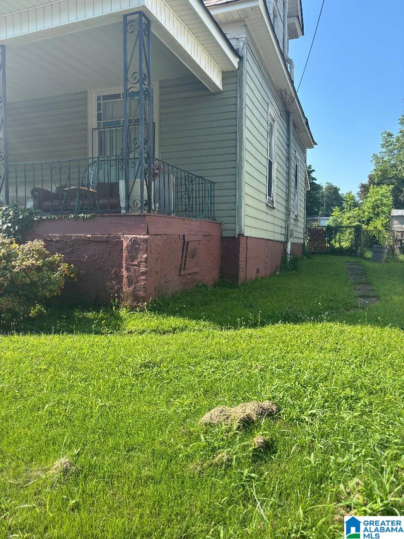 1005 2ND STREET