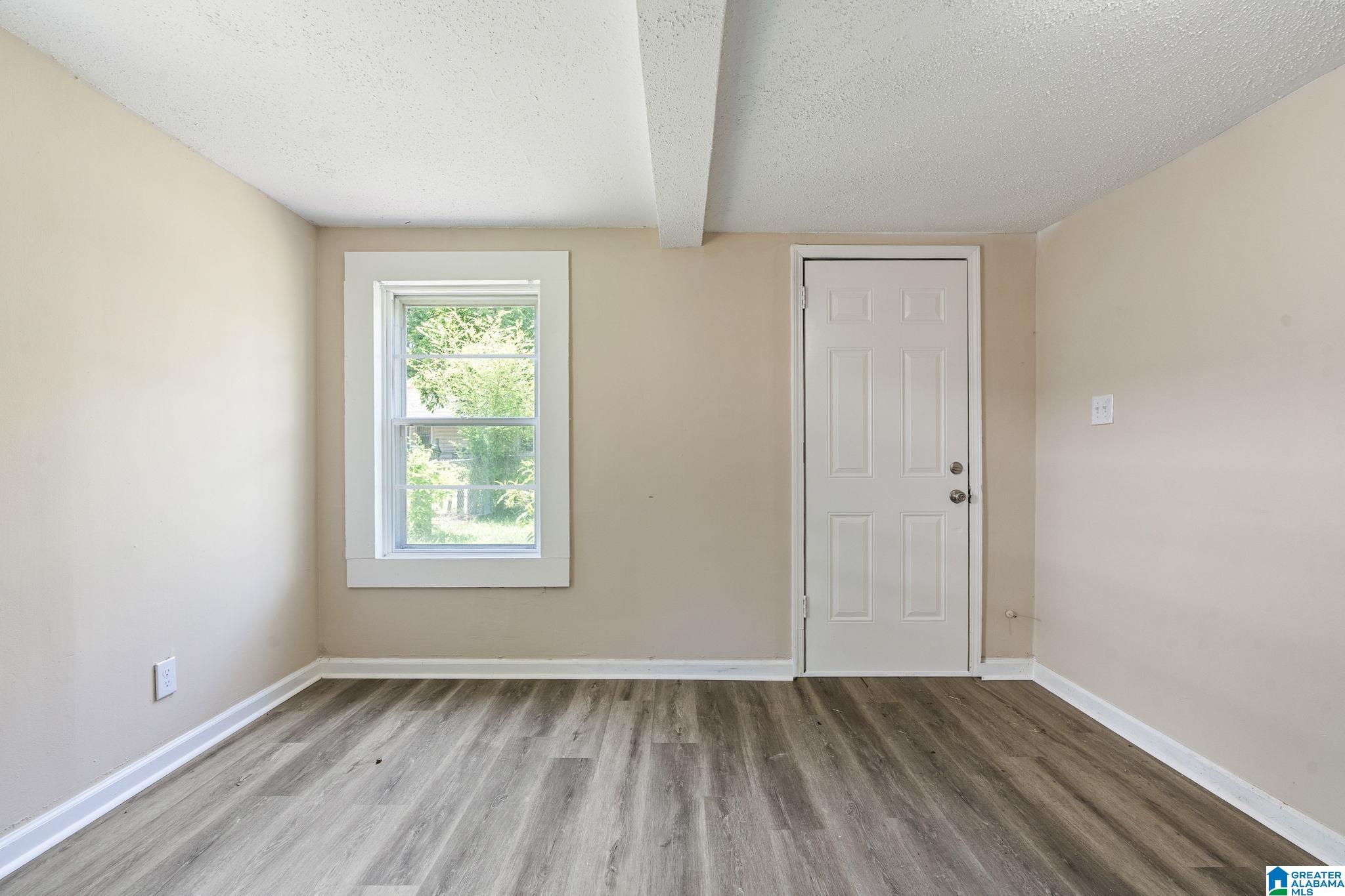 1715 16TH WAY N