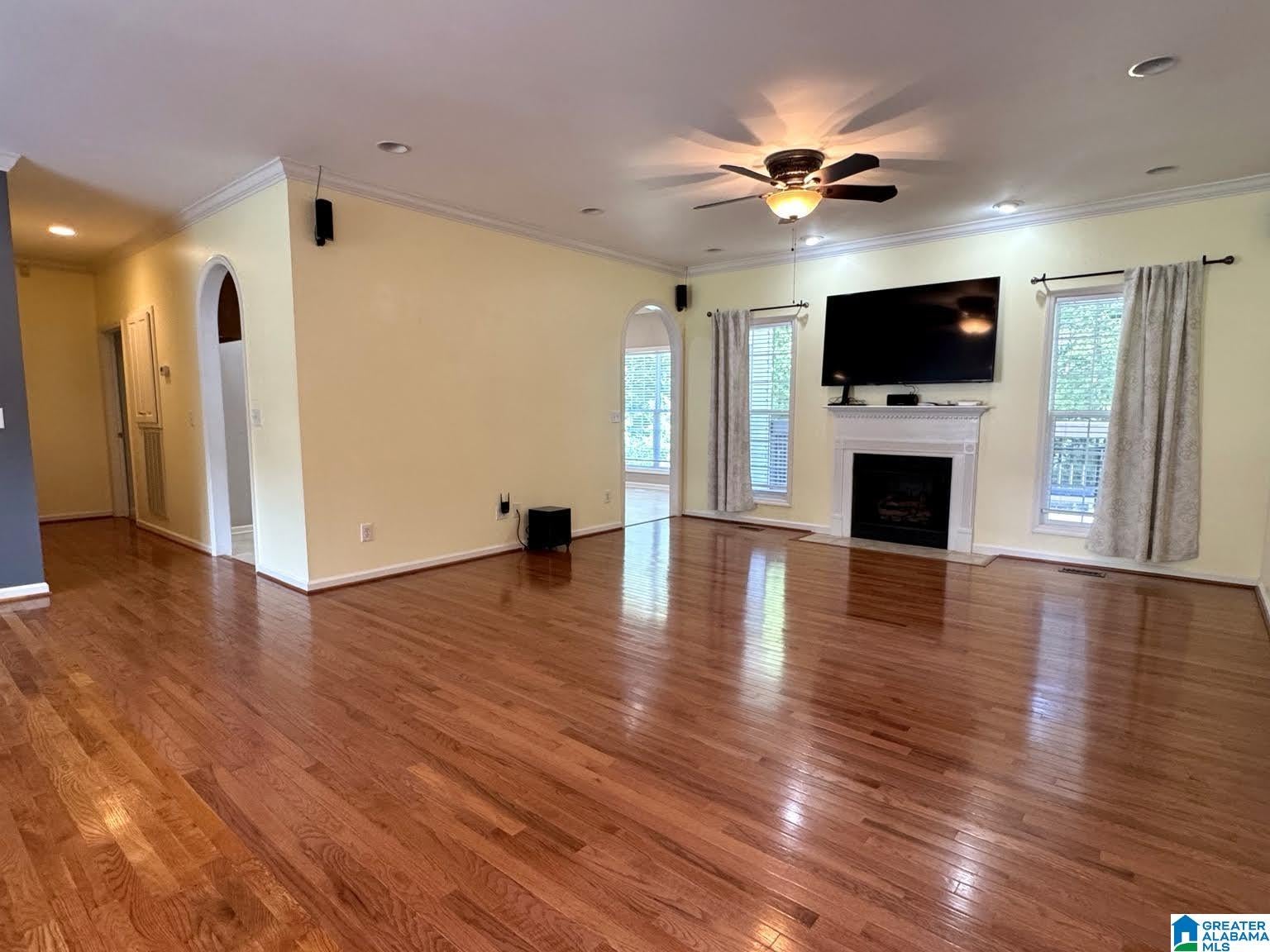 4208 COUNTRY OAKS DRIVE