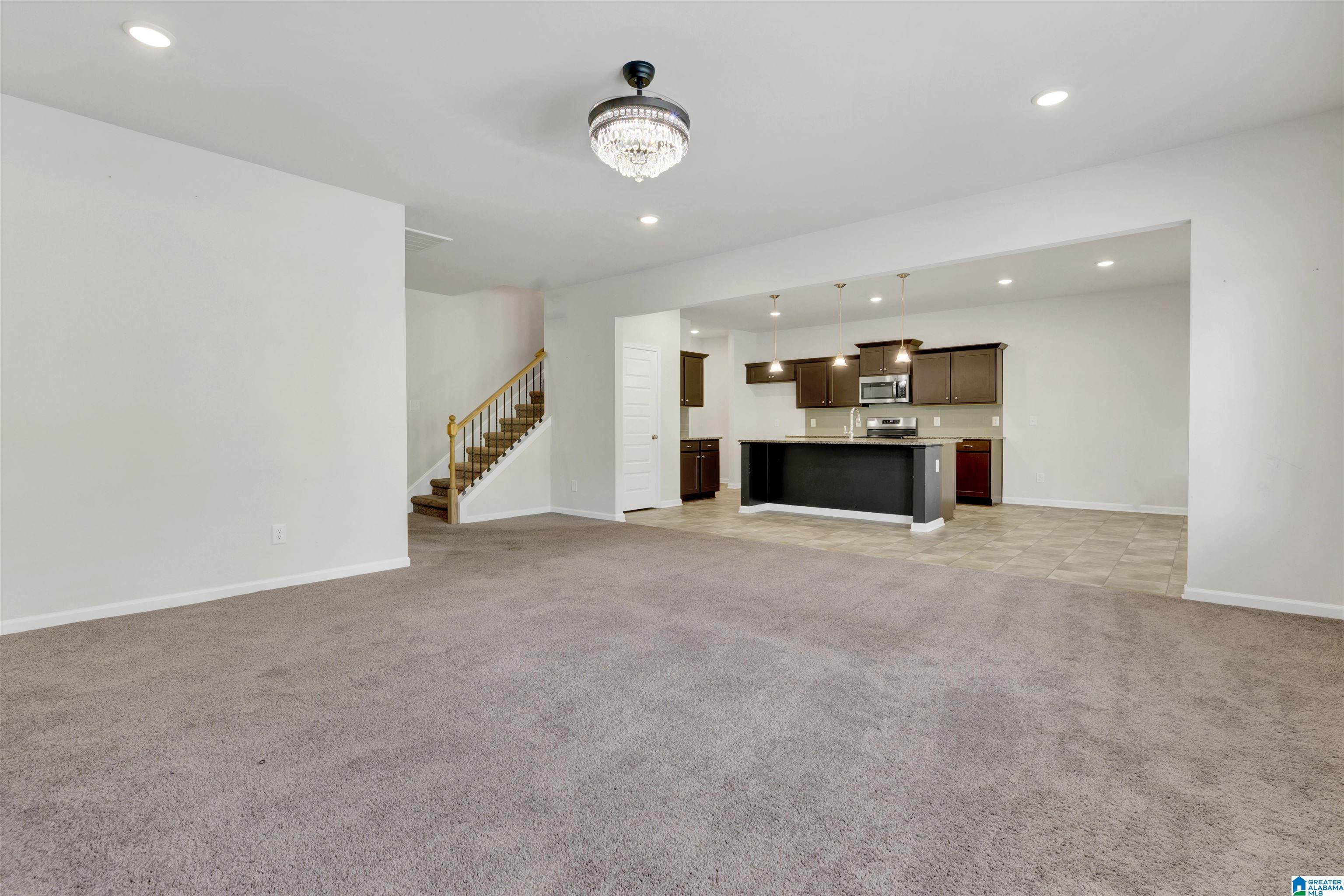 110 Sanie COVE LANE