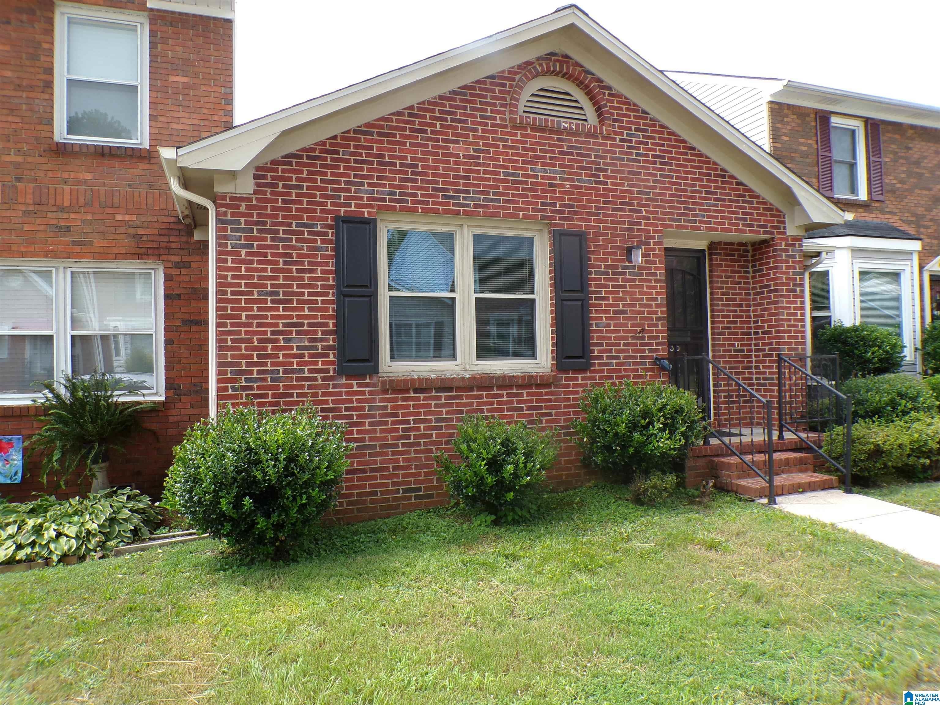 1536 CAMBRIDGE PLACE