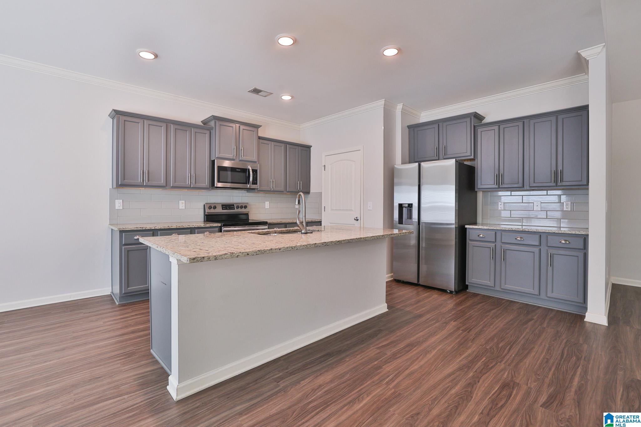 1189 MOUNTAIN LAUREL CIRCLE