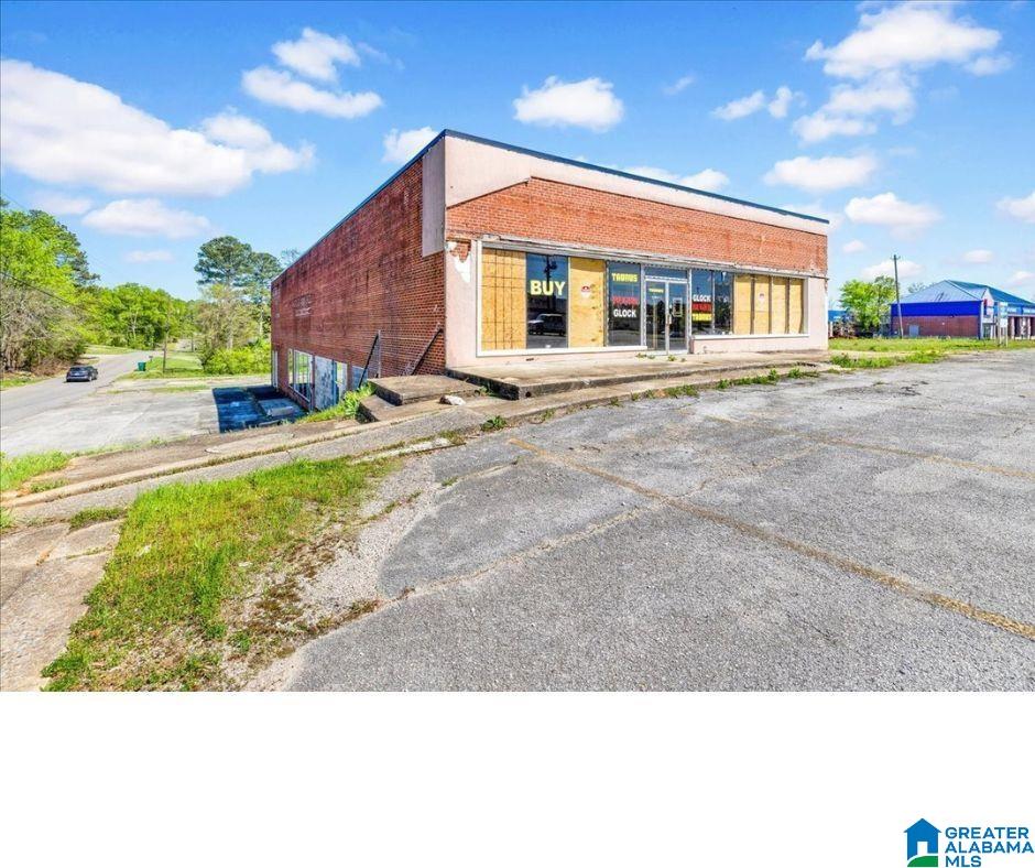 2027 CENTER POINT PARKWAY