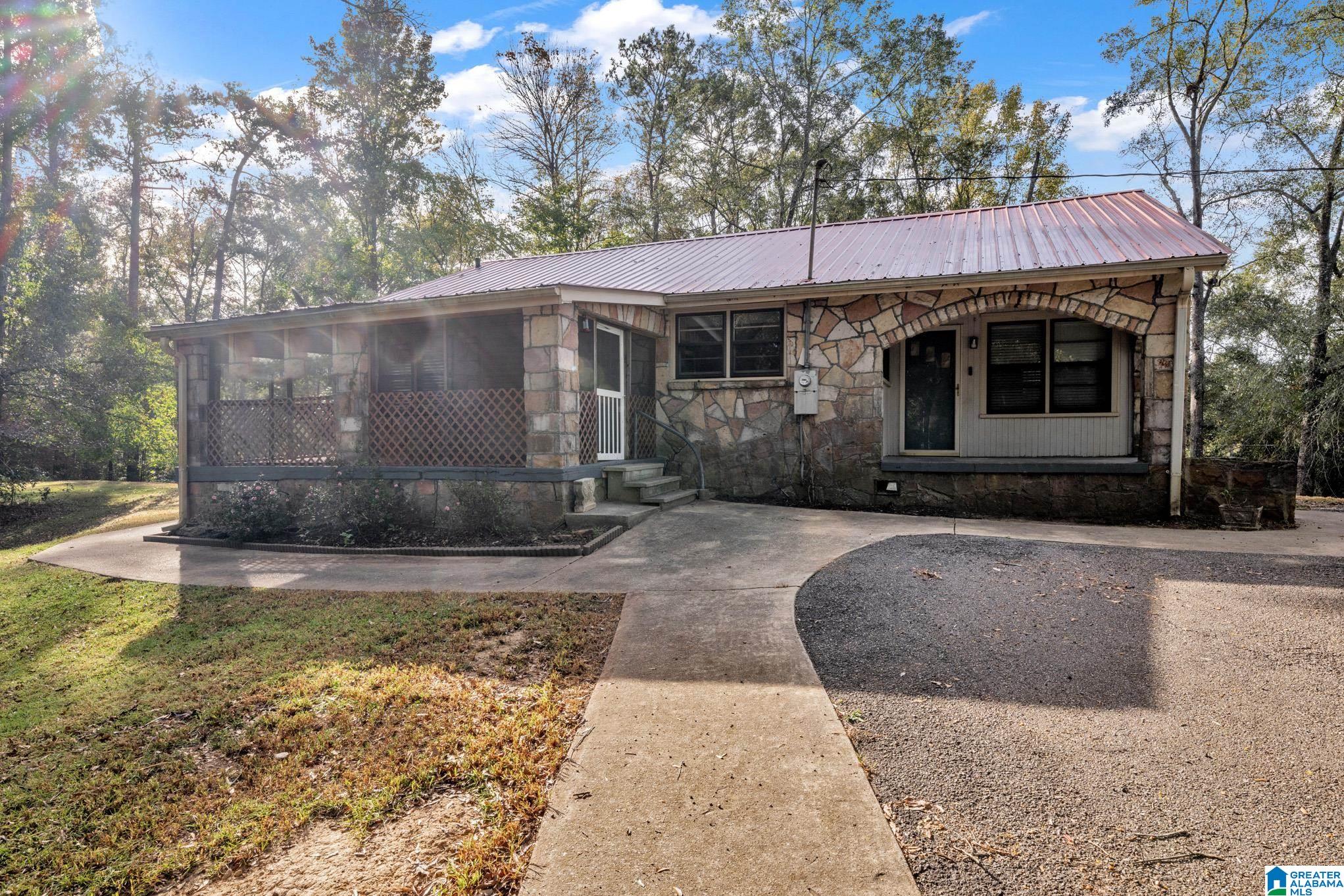 4542 PALACE ROAD