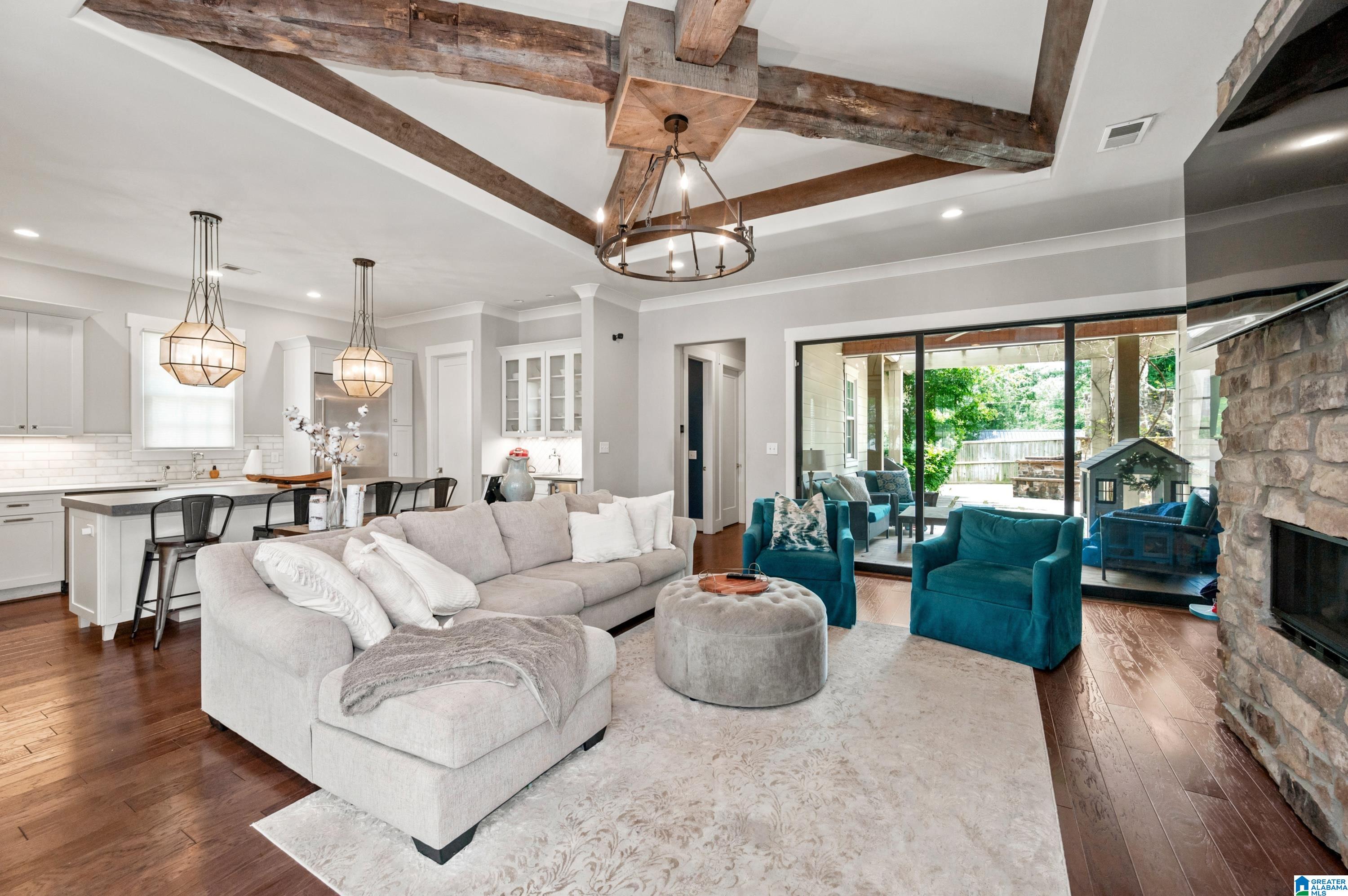 871 SOUTHBEND LANE