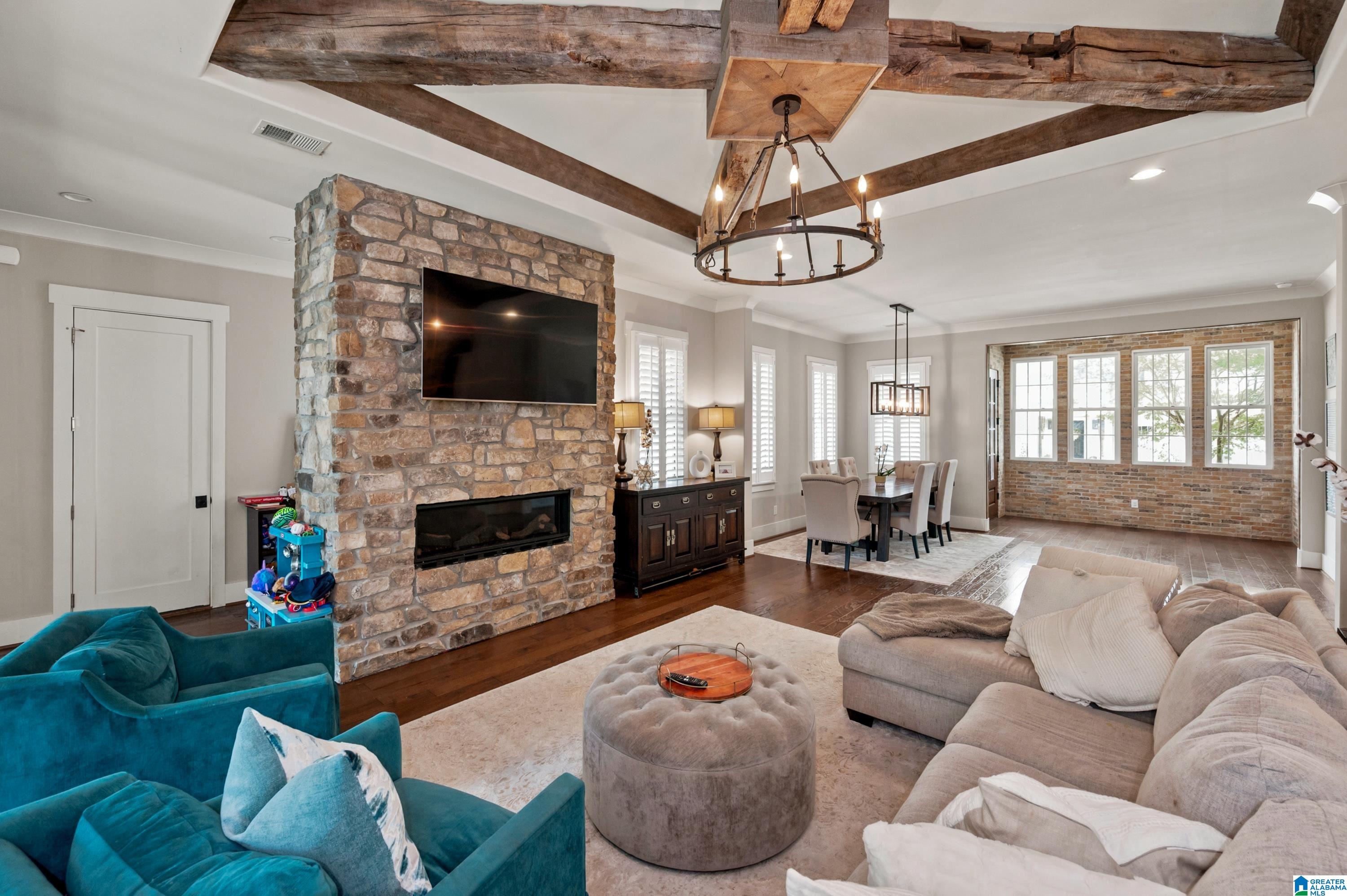 871 SOUTHBEND LANE