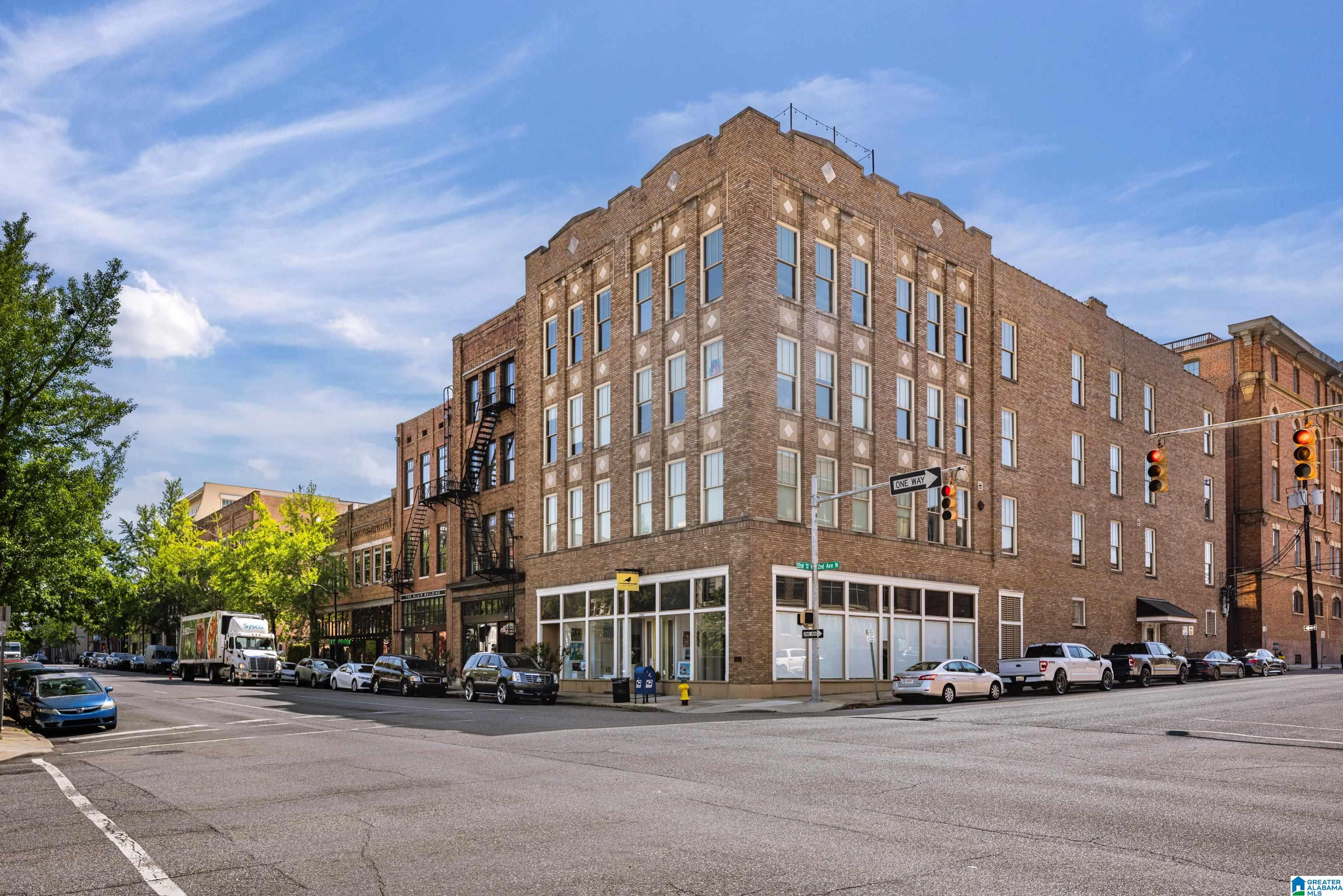 113 22ND STREET N 205