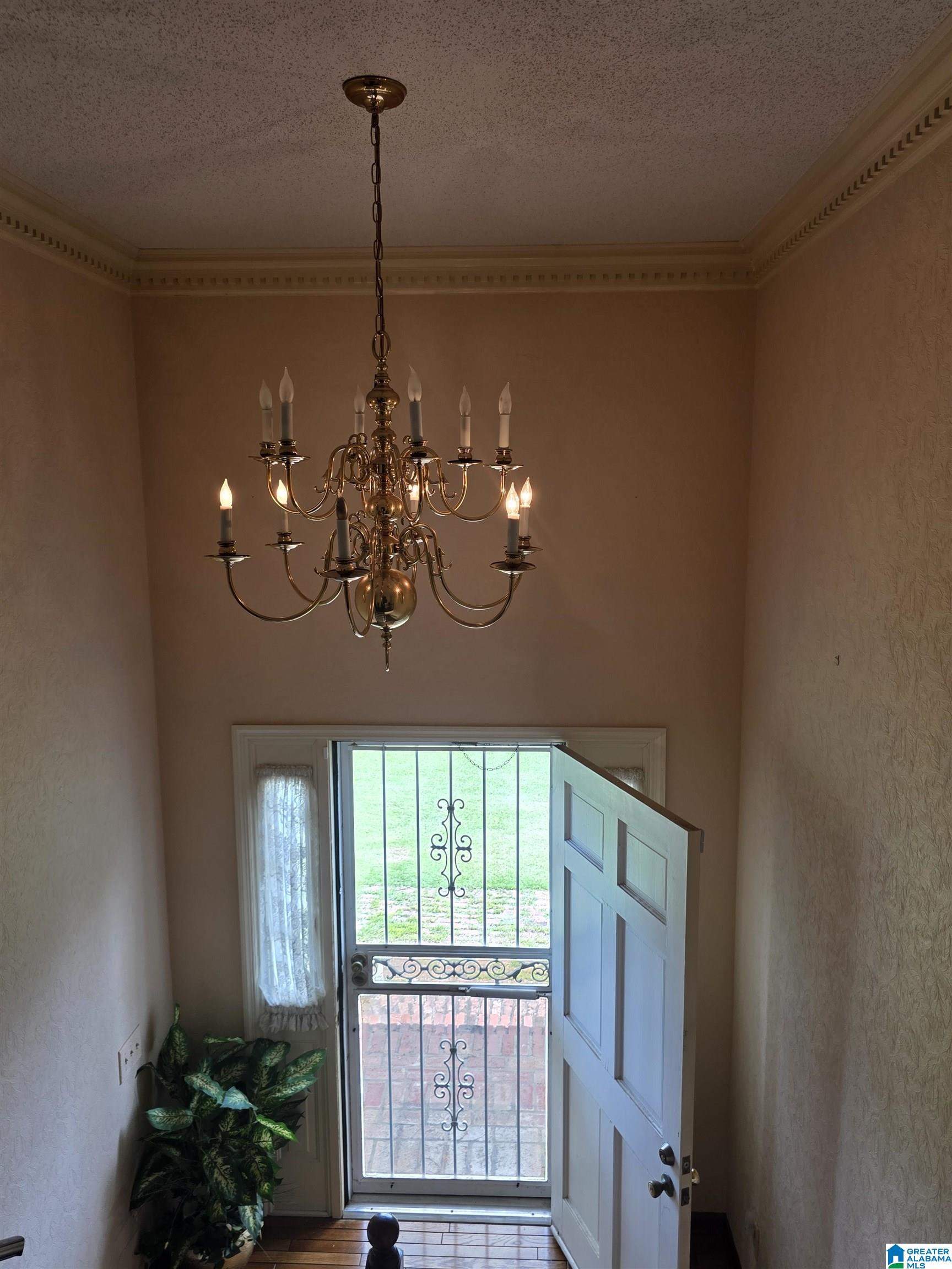6098 RED HOLLOW ROAD
