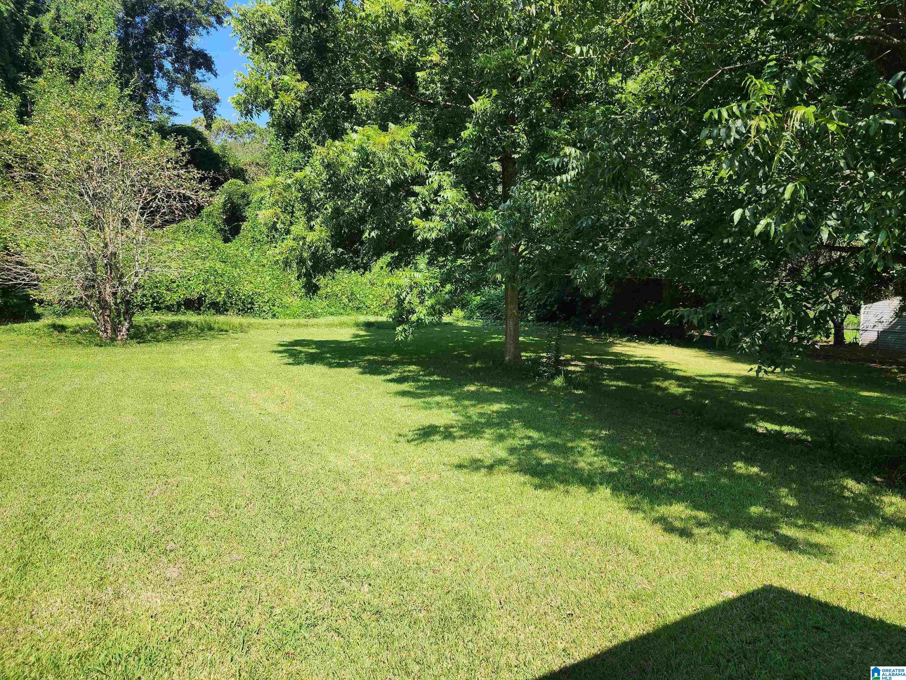 123 LAKEVIEW DRIVE
