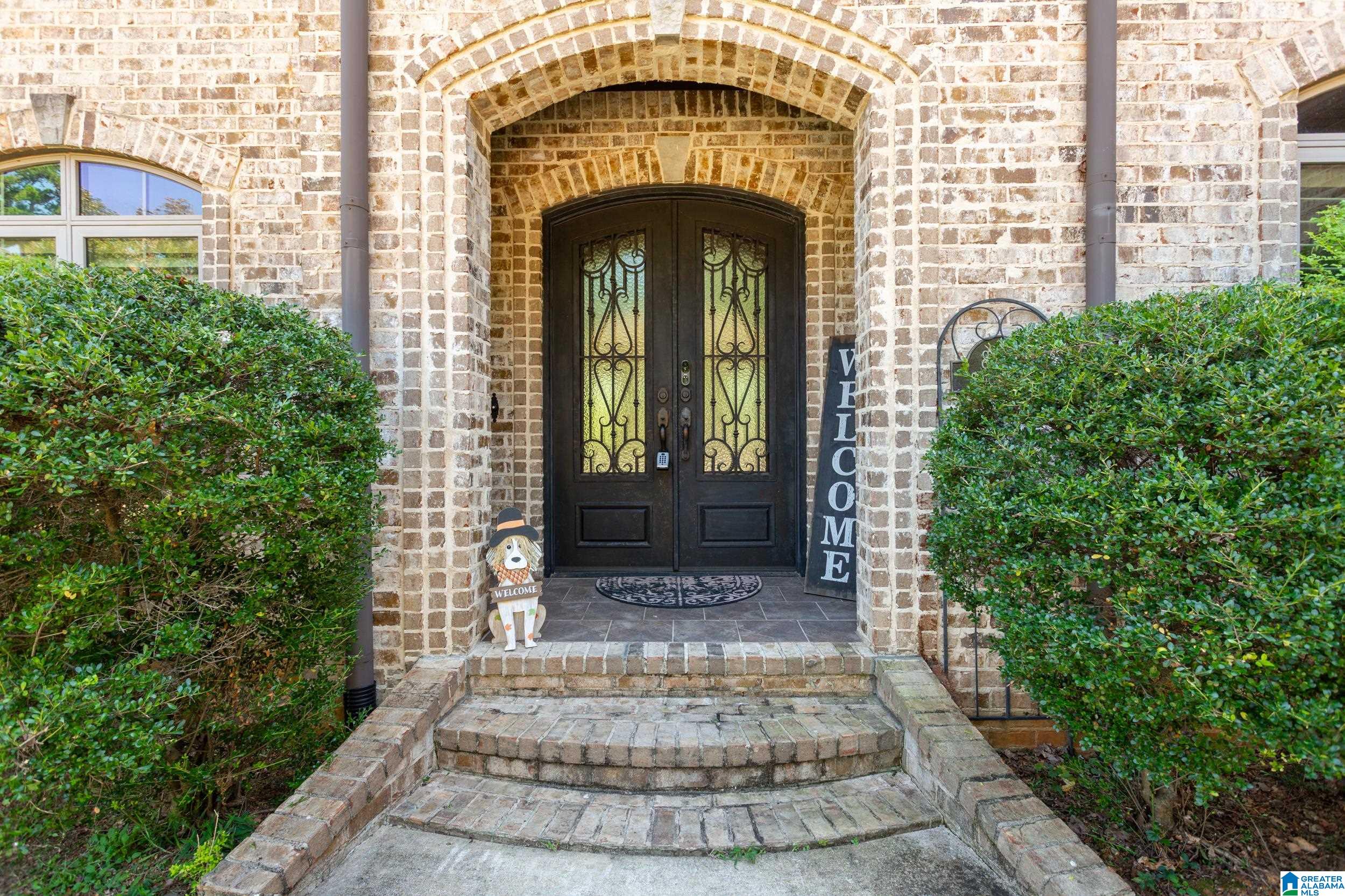 8749 SCOTT DRIVE
