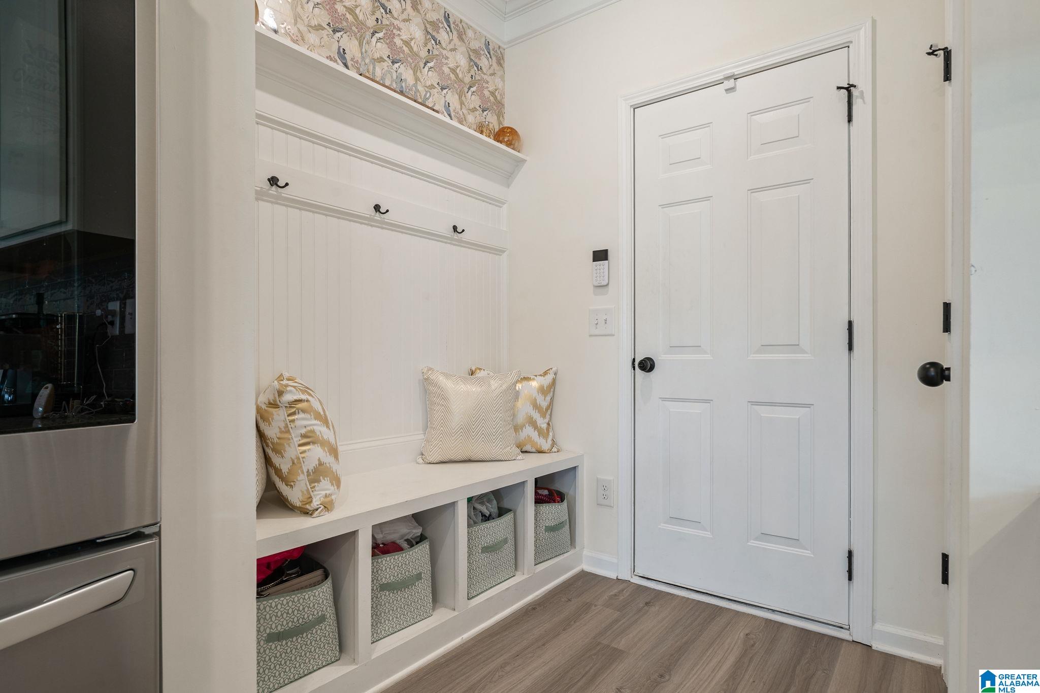 4865 MAE BETH CIRCLE