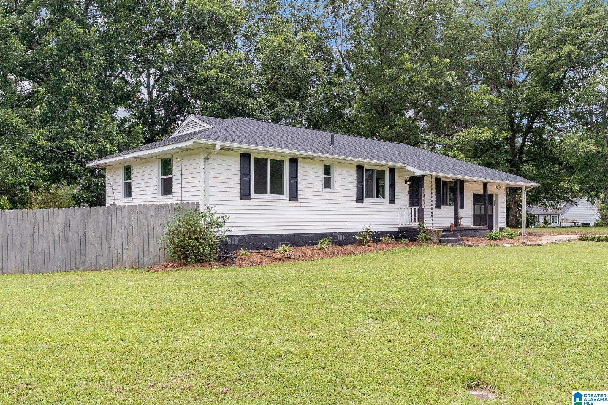 1400 GOLDEN DRIVE
