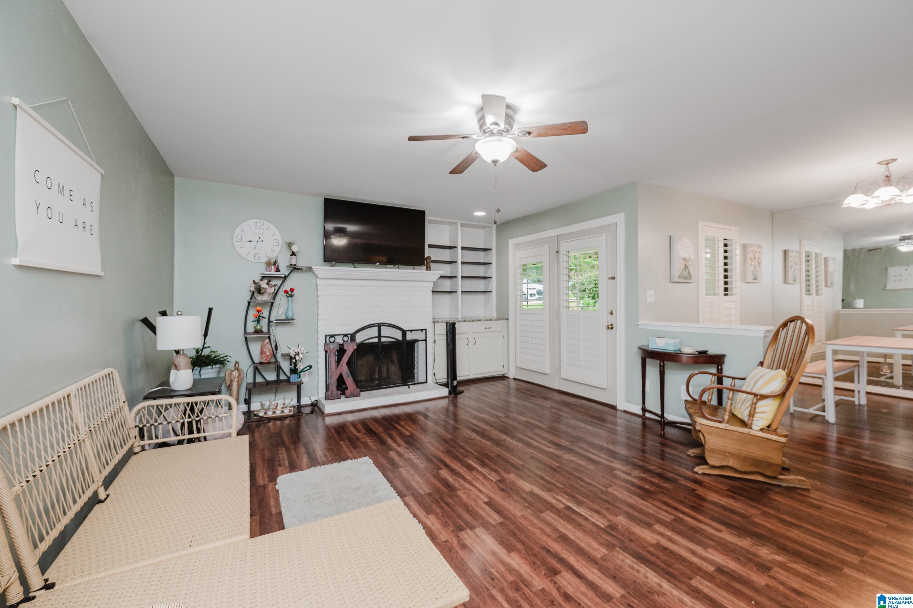 205 GABLES DRIVE 0