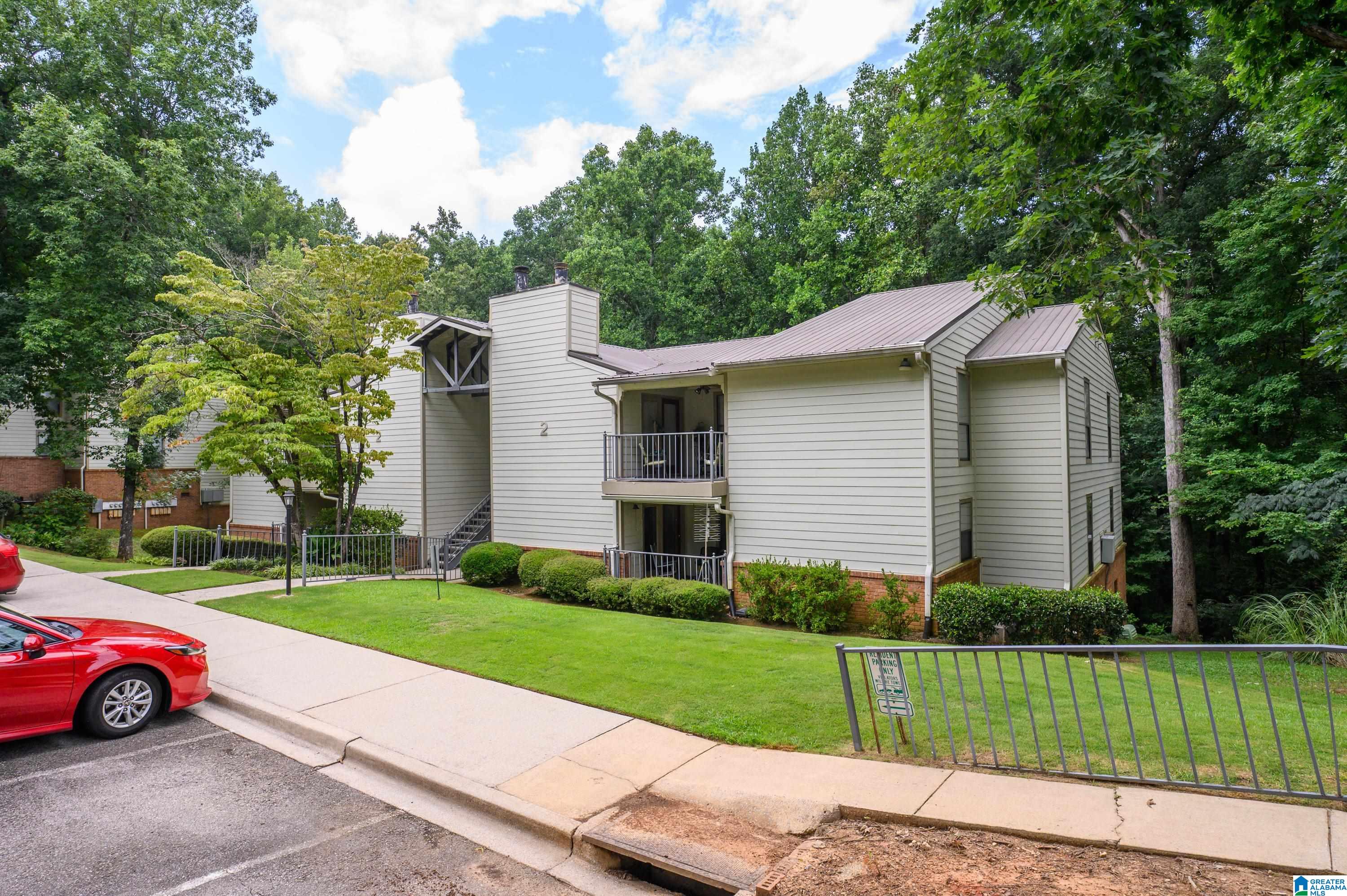 205 GABLES DRIVE 0