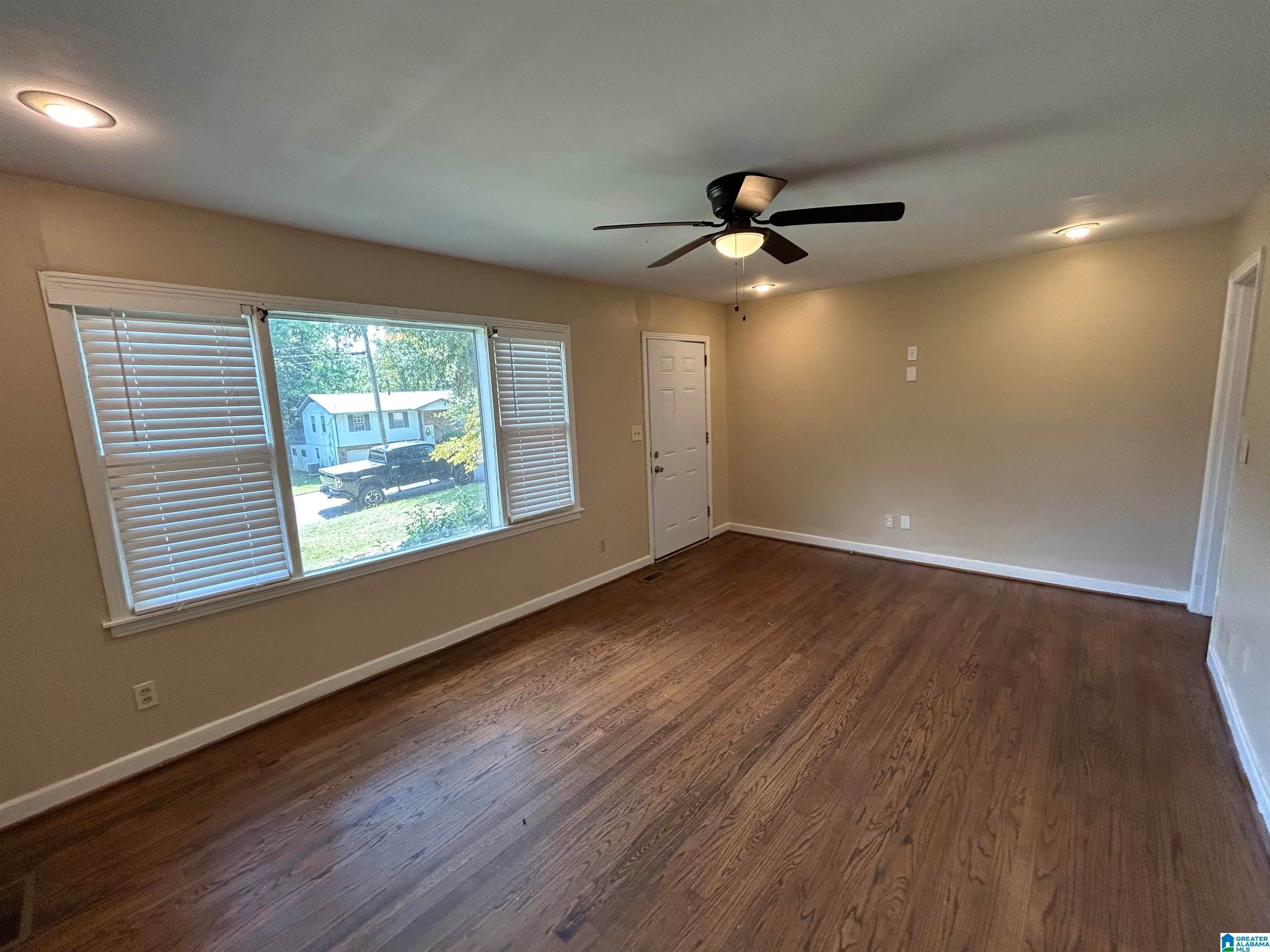 520 CAMELLIA ROAD