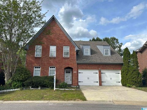 155 CASTLEHILL DRIVE VESTAVIA HILLS AL 35226