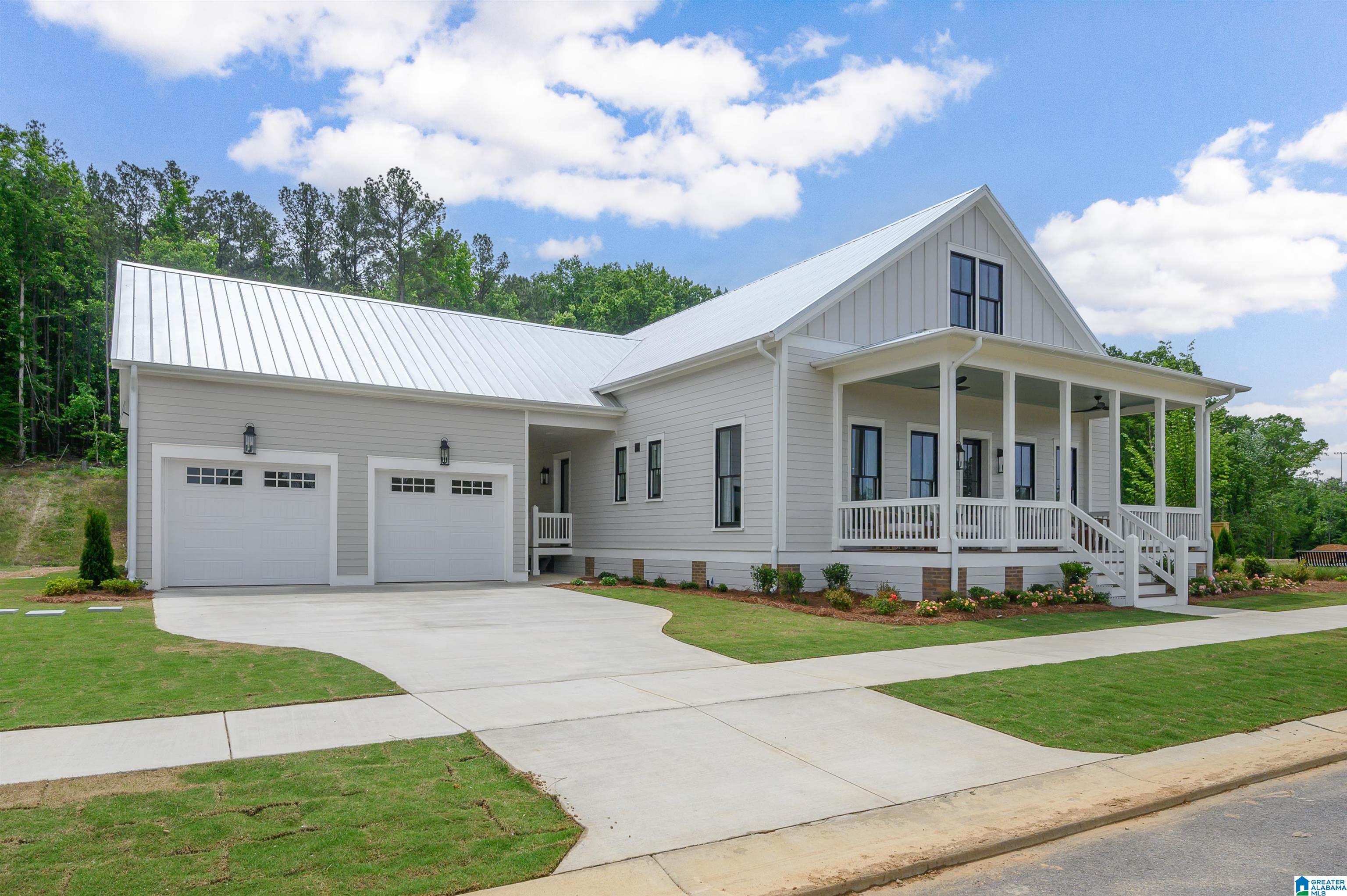 1004 WILTSHIRE LANE