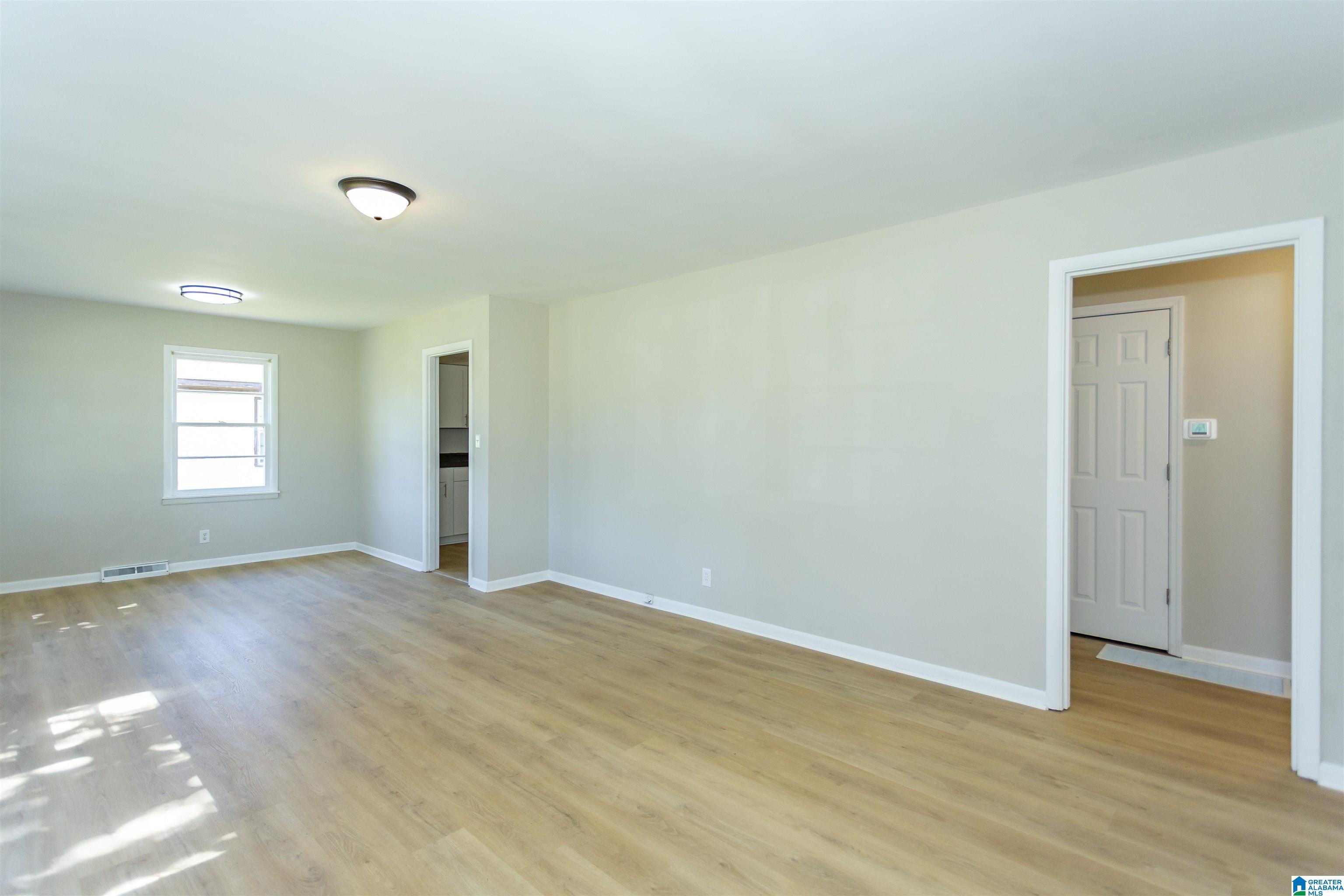 121 MEADOWOOD AVENUE