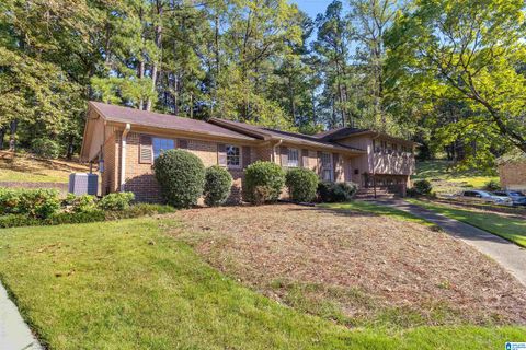 1375 BADHAM DRIVE VESTAVIA HILLS AL 35216