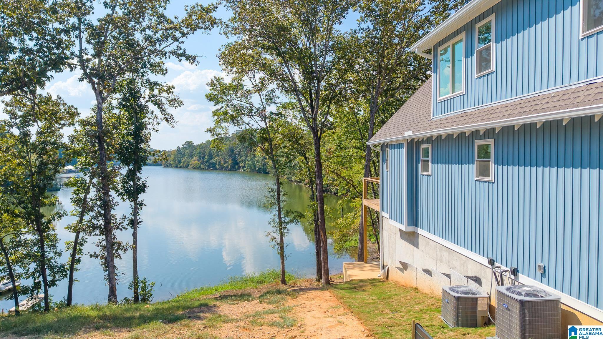 1132 GLADE ROAD