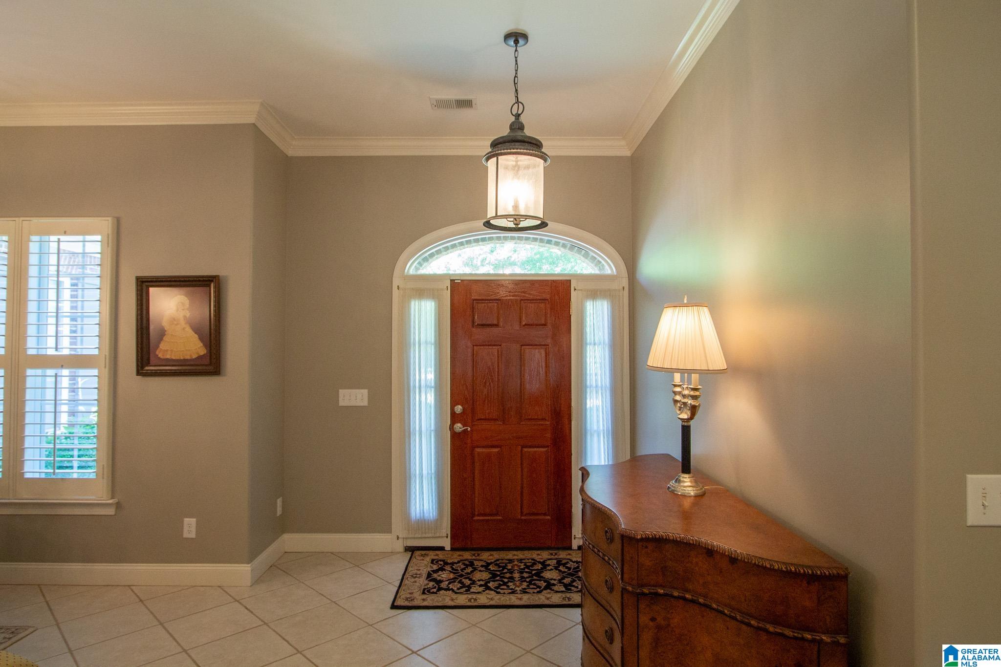 1084 SADDLE CREEK PARKWAY