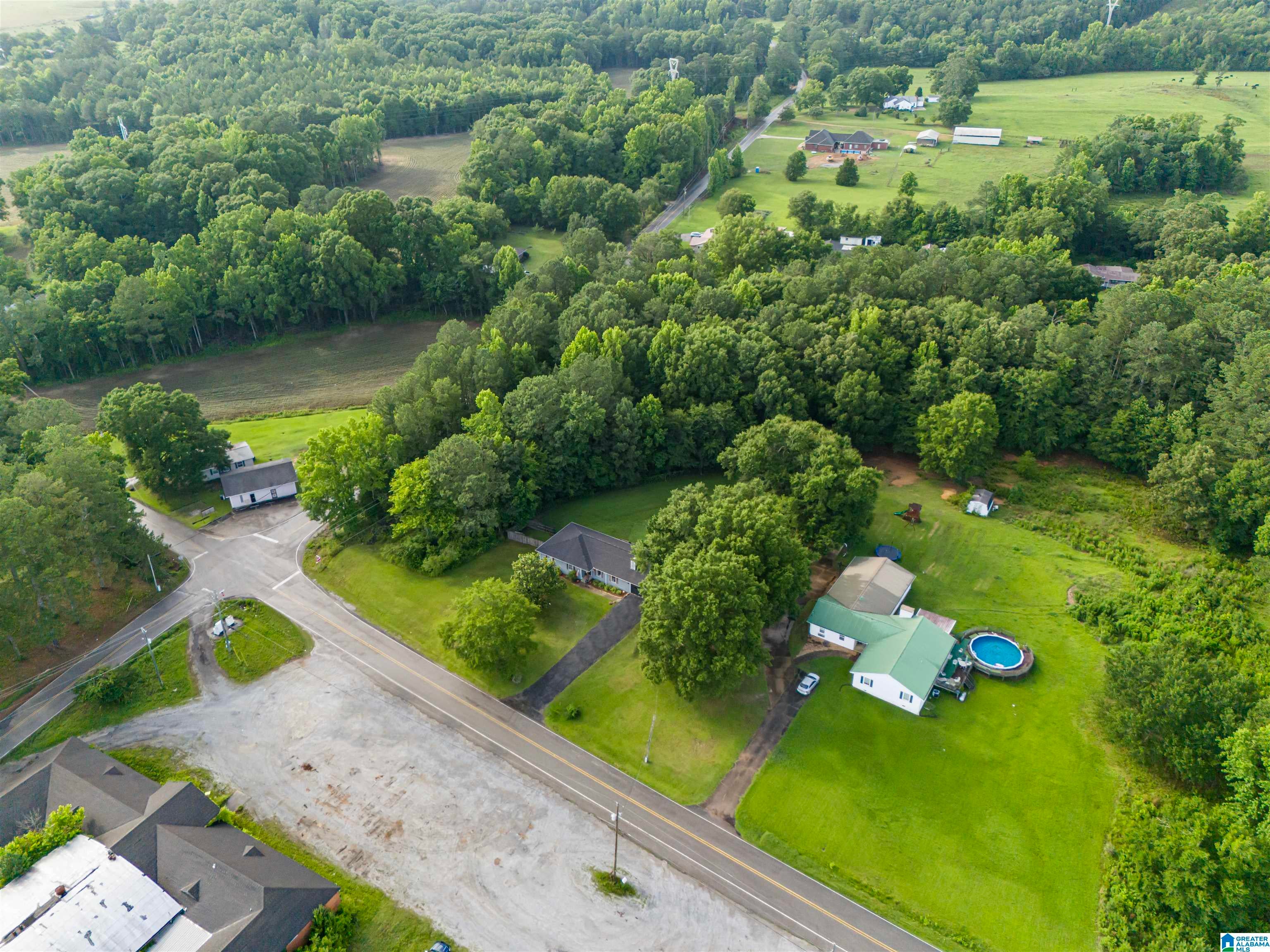 33 CEDAR SPRINGS DRIVE