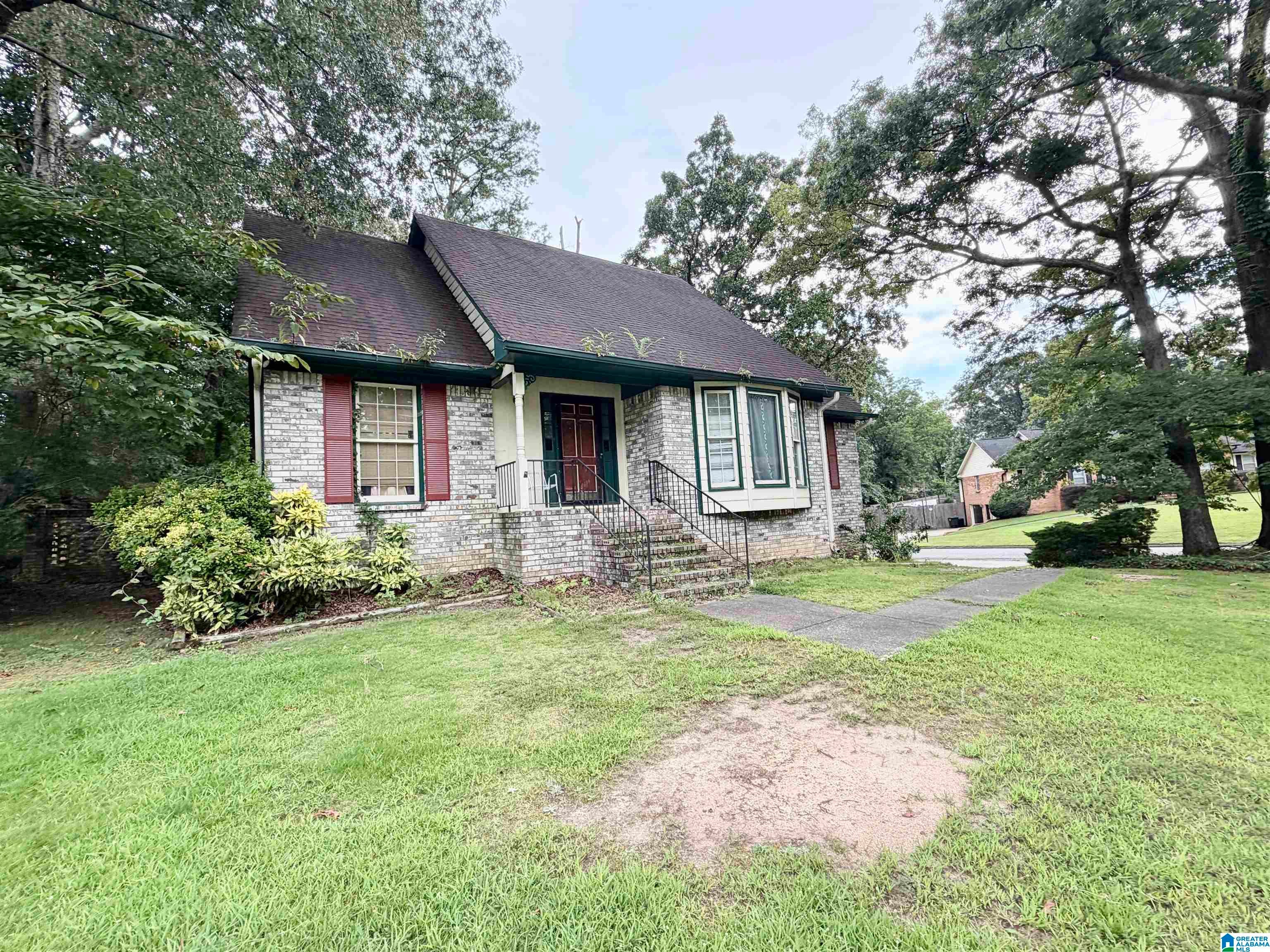 1641 BRAKEWOOD DRIVE