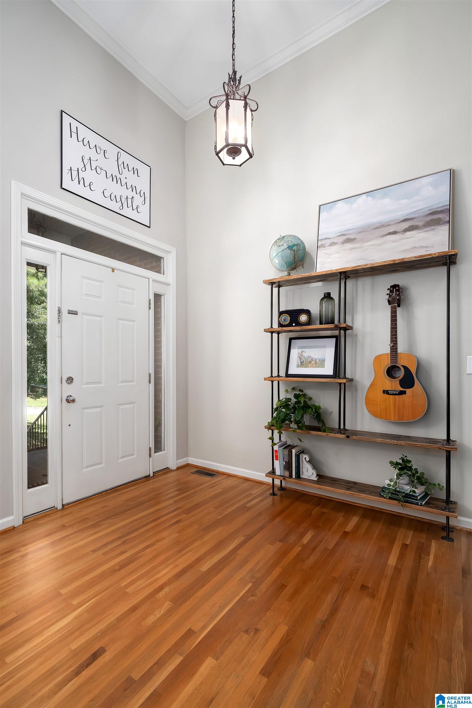 189 WOODBURY DRIVE