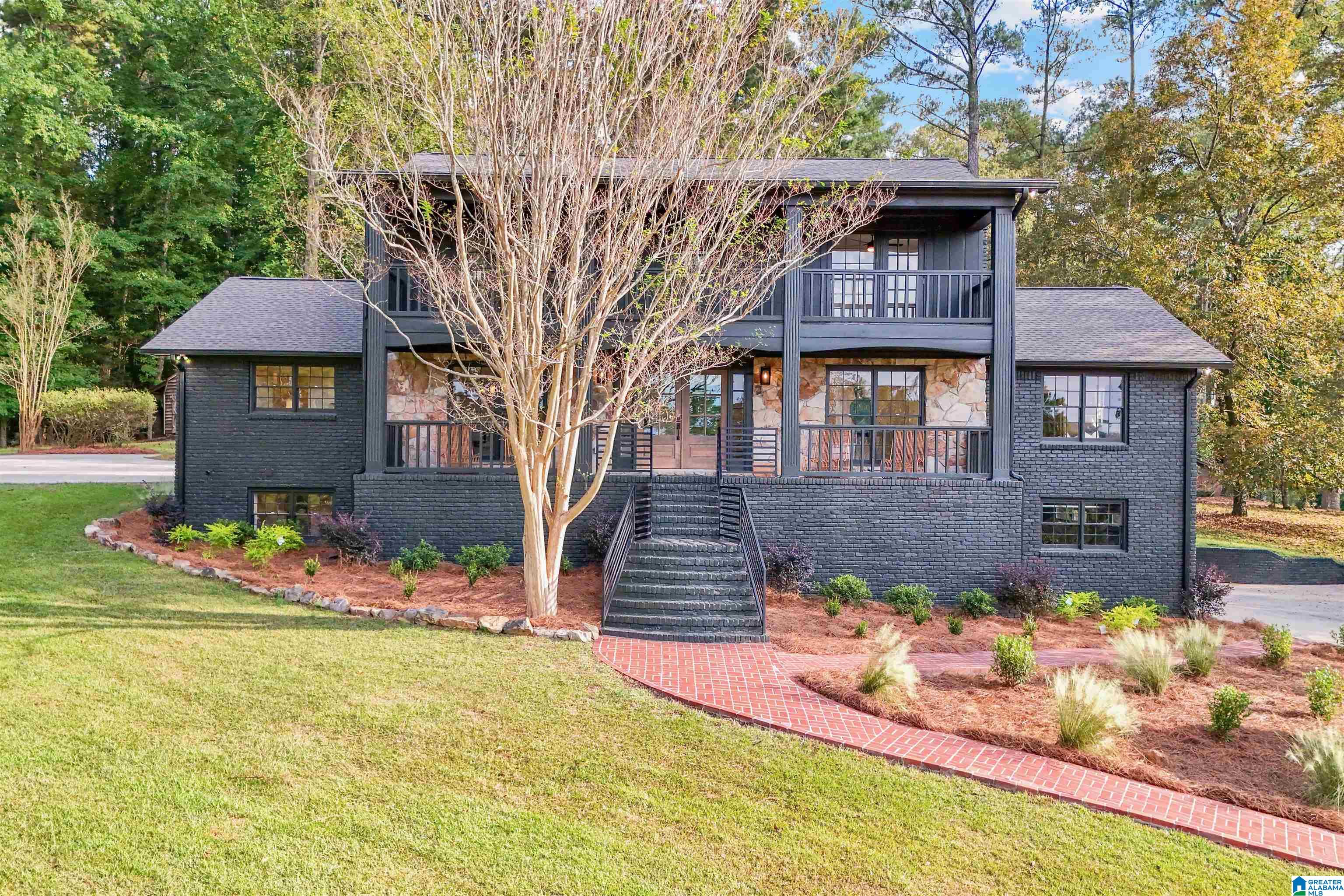2849 FIVE OAKS LANE
