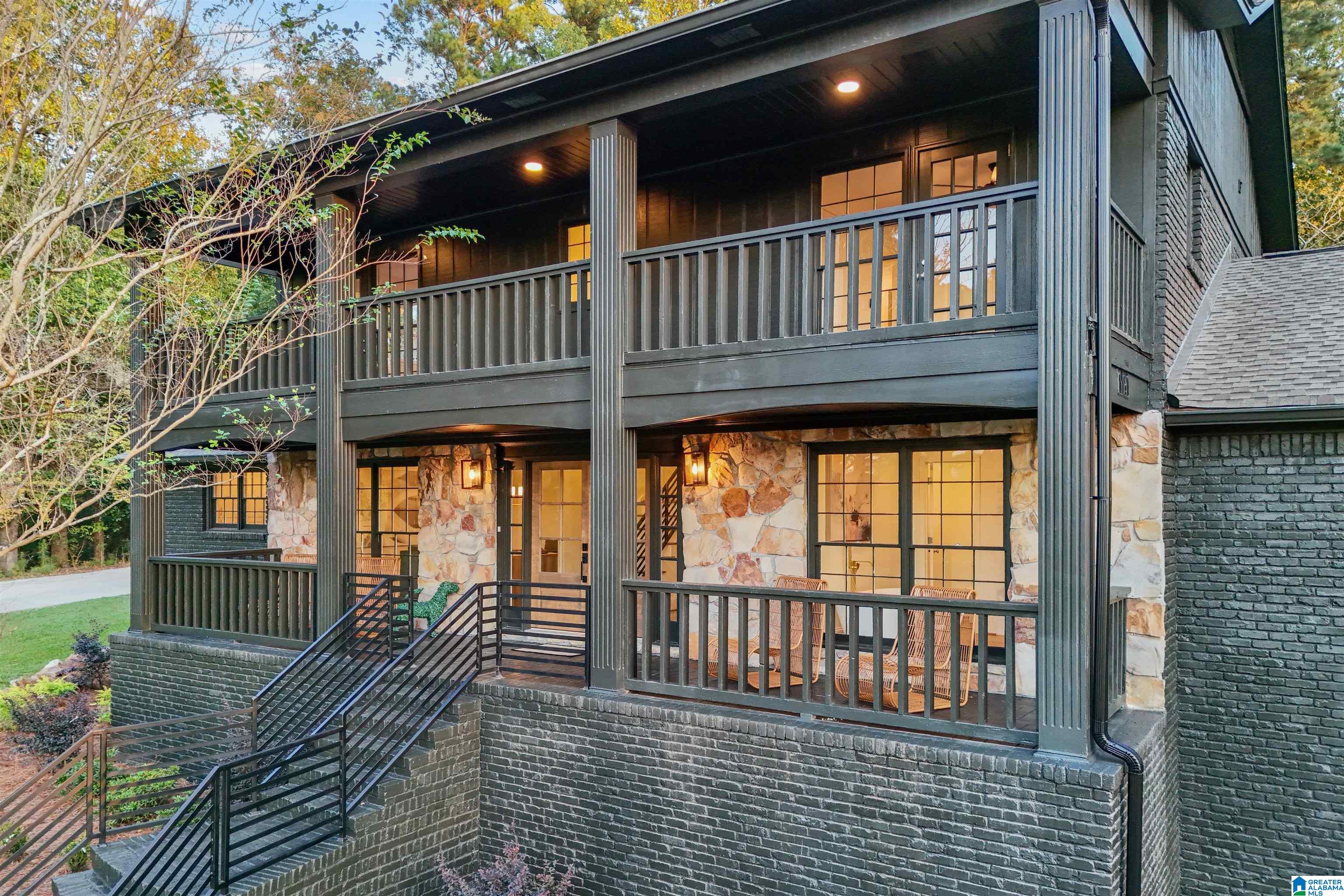 2849 FIVE OAKS LANE
