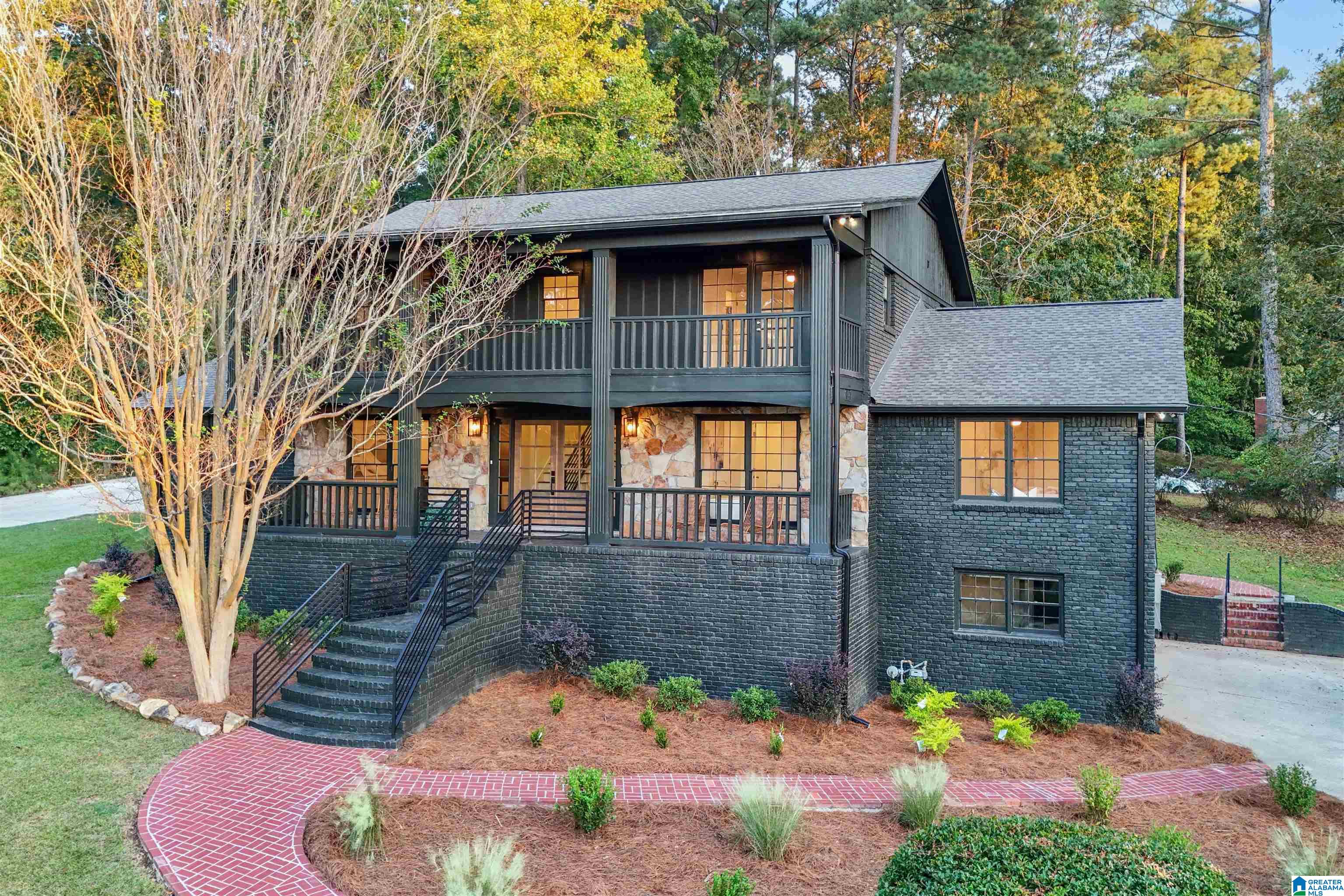 2849 FIVE OAKS LANE