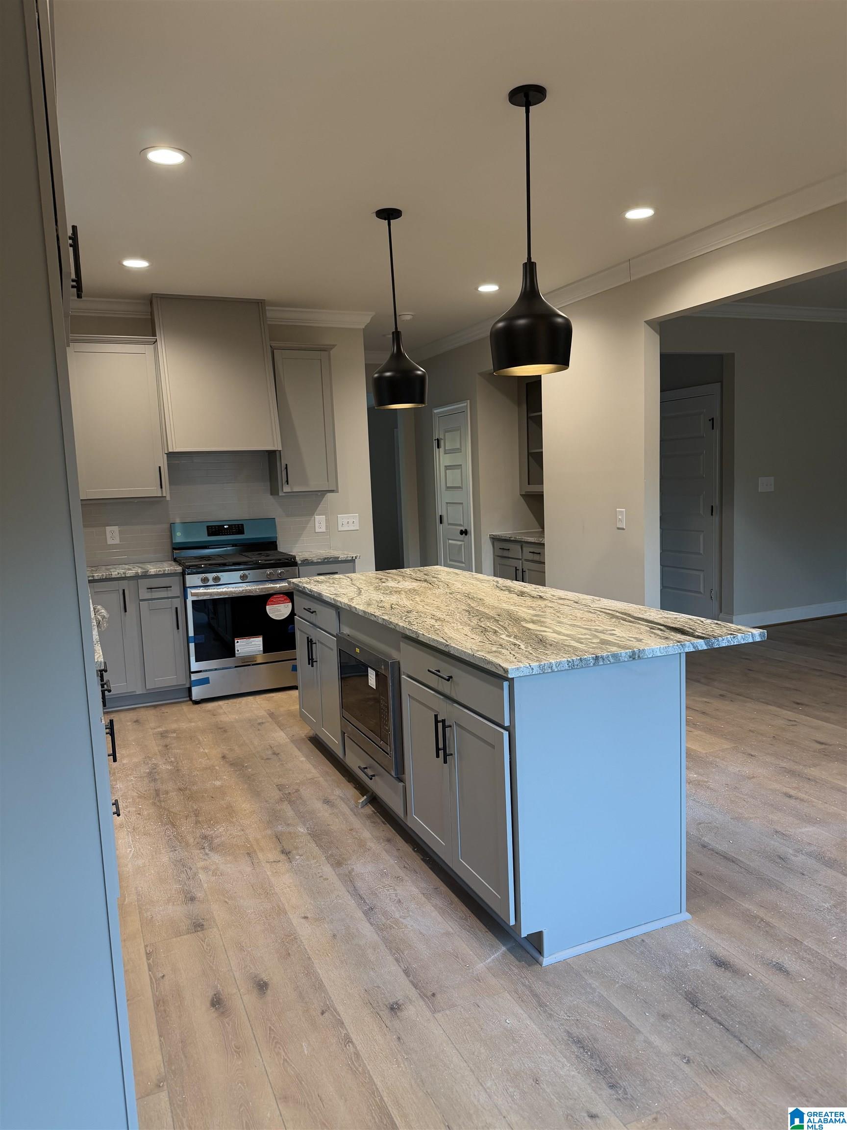 190 ESTATES CLUB DRIVE