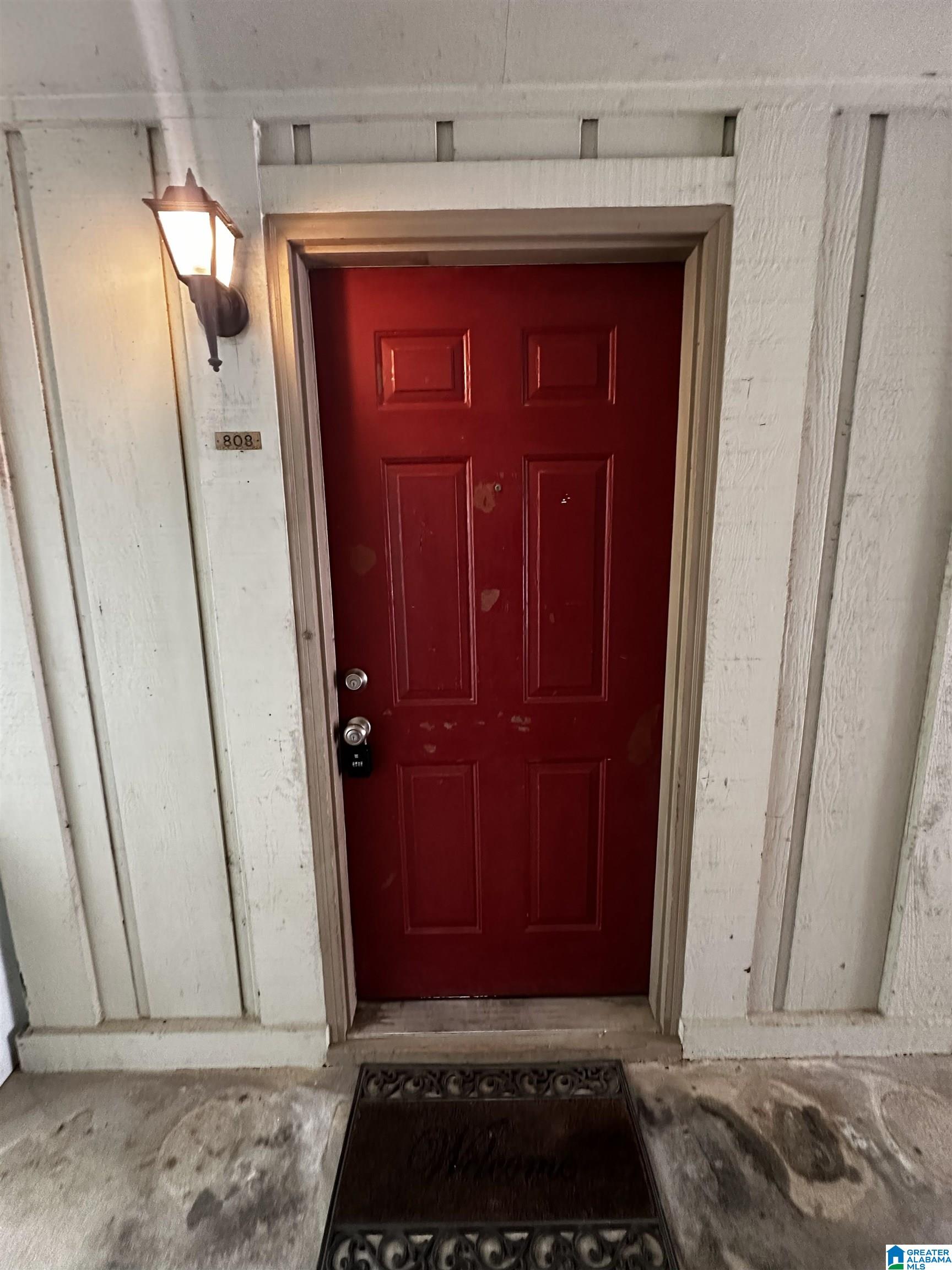 808 GABLES DRIVE 808