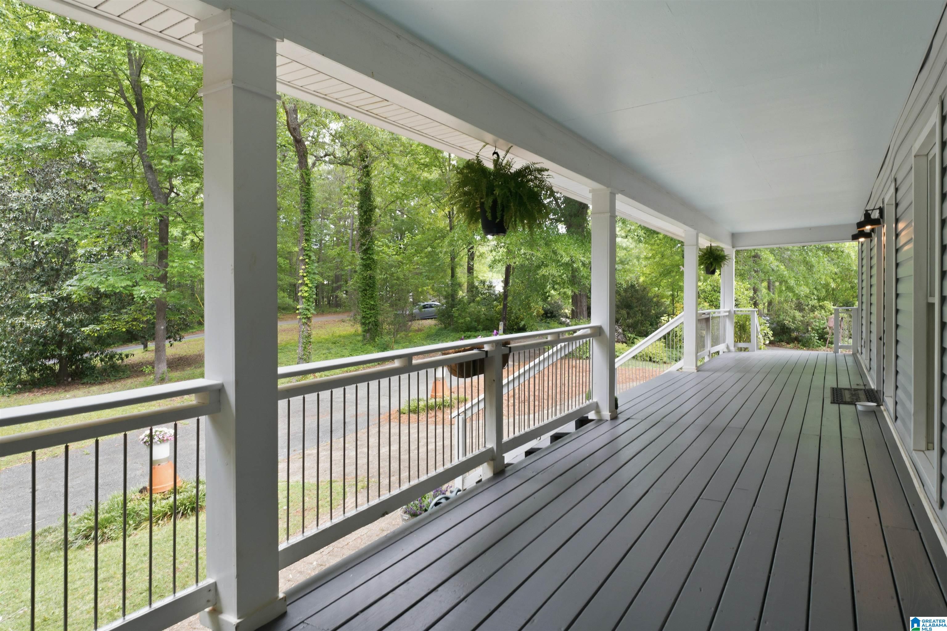 100 KING VALLEY LANE
