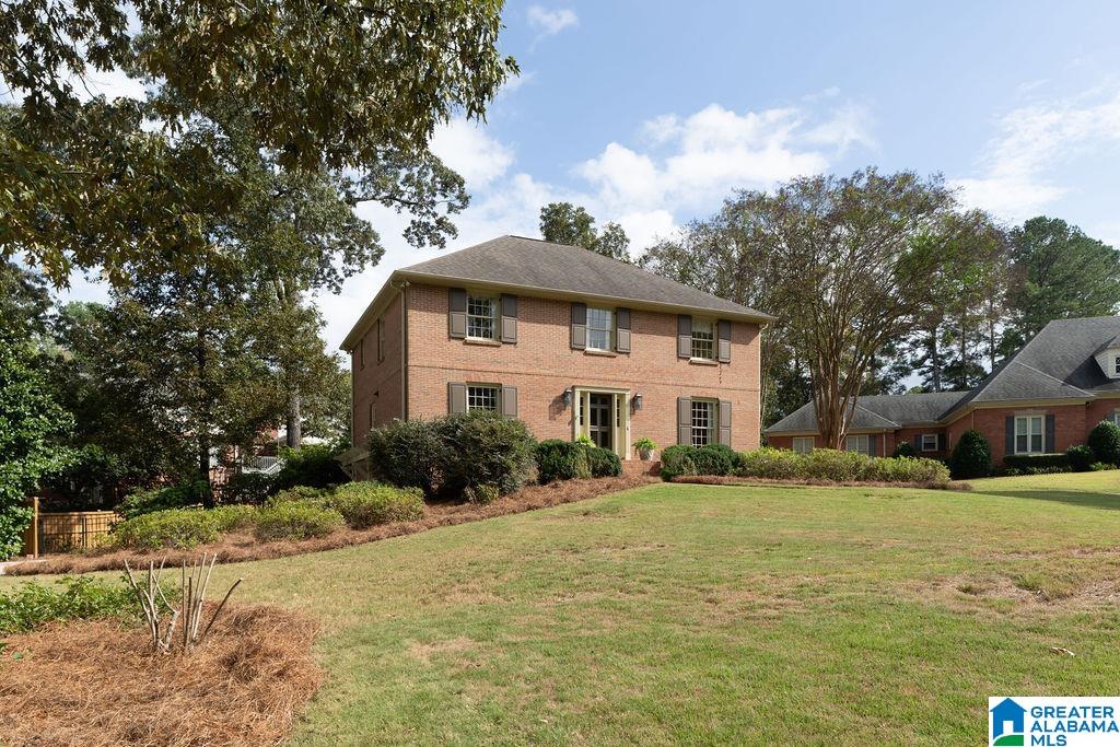 3444 CREEKWOOD DRIVE