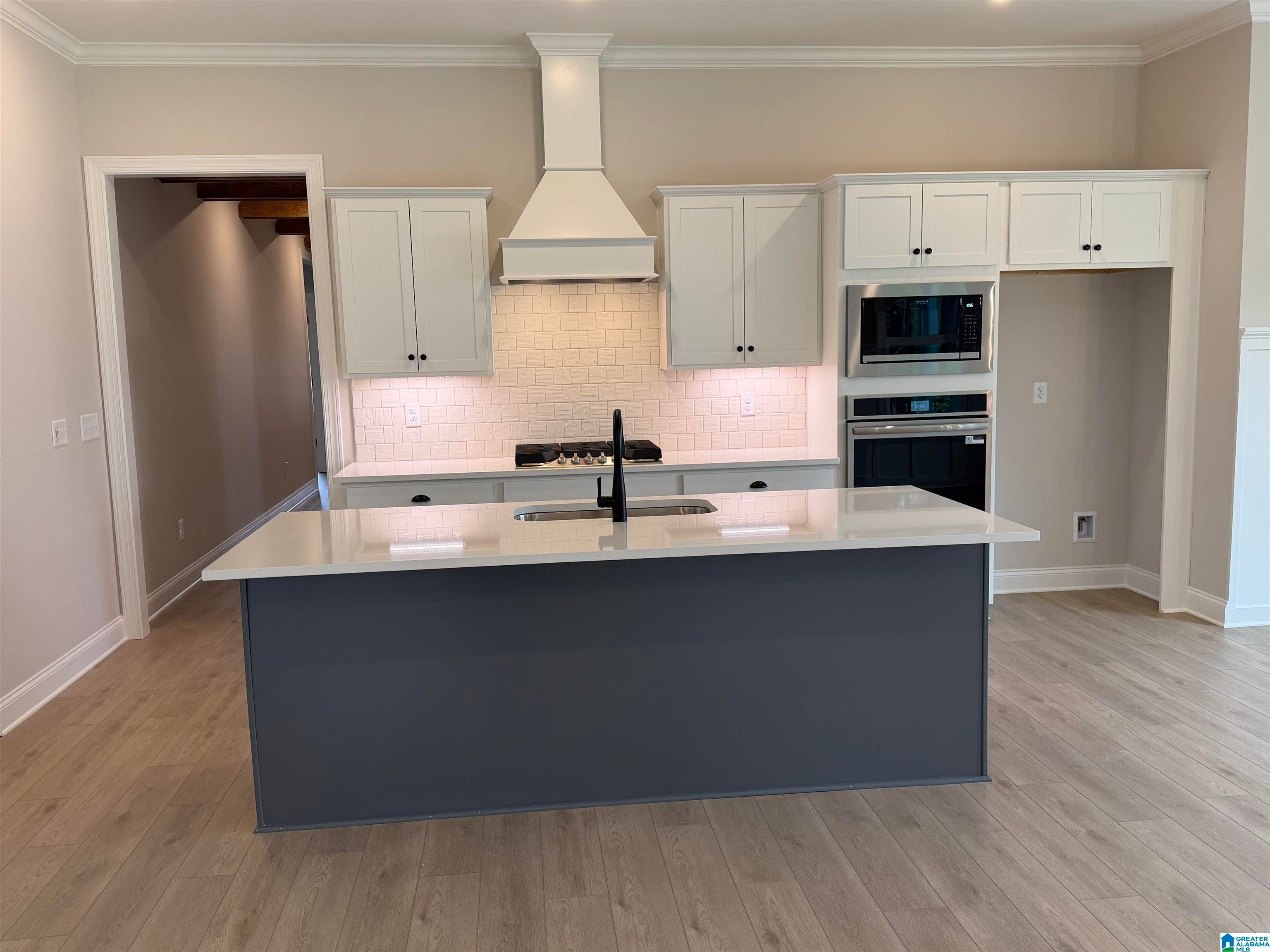 4000 CHELSEA PARK BEND