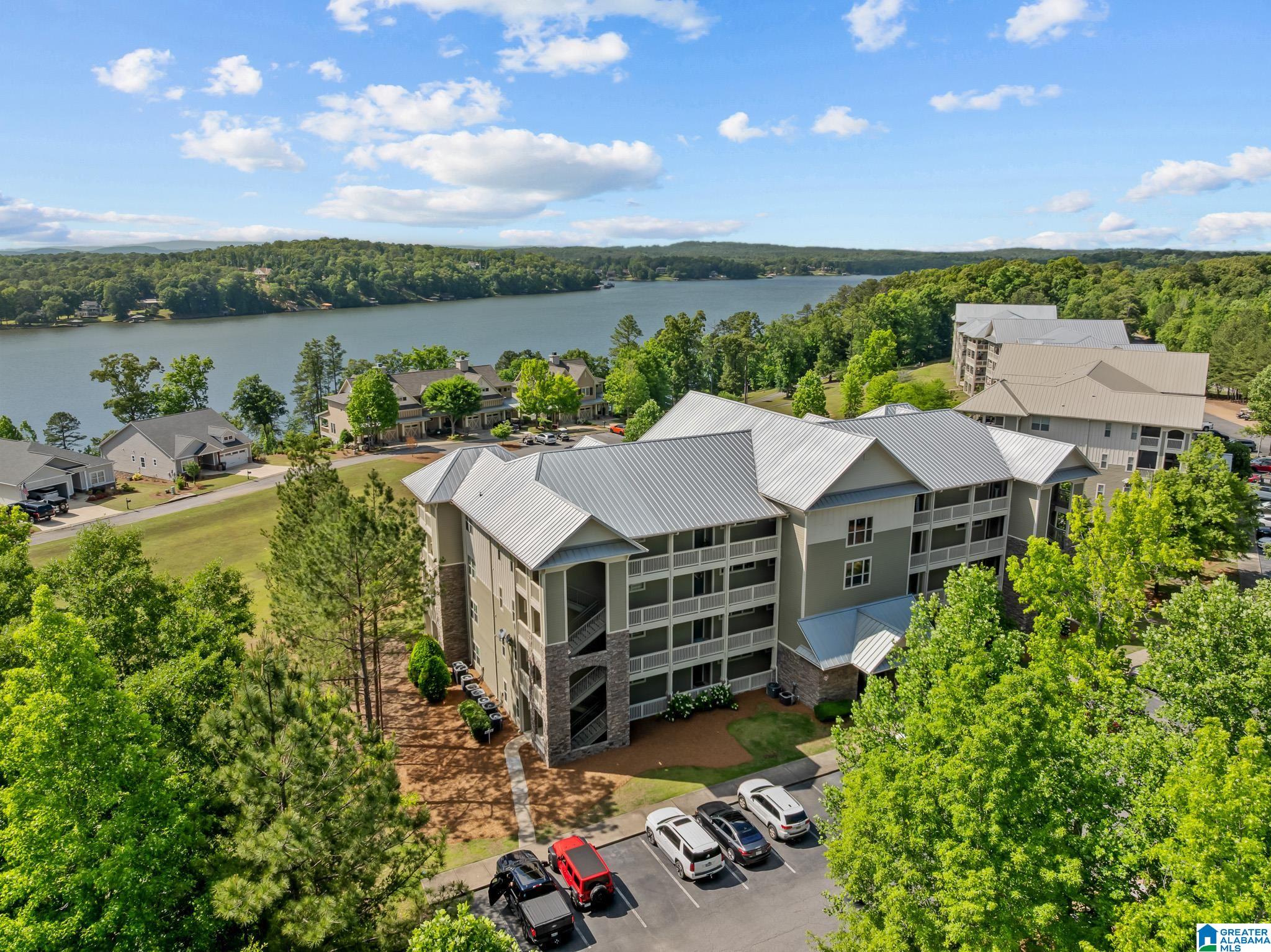 475 RIVER FOREST LANE 4240