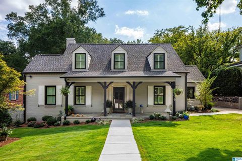 2005 WARWICK COURT BIRMINGHAM AL 35209