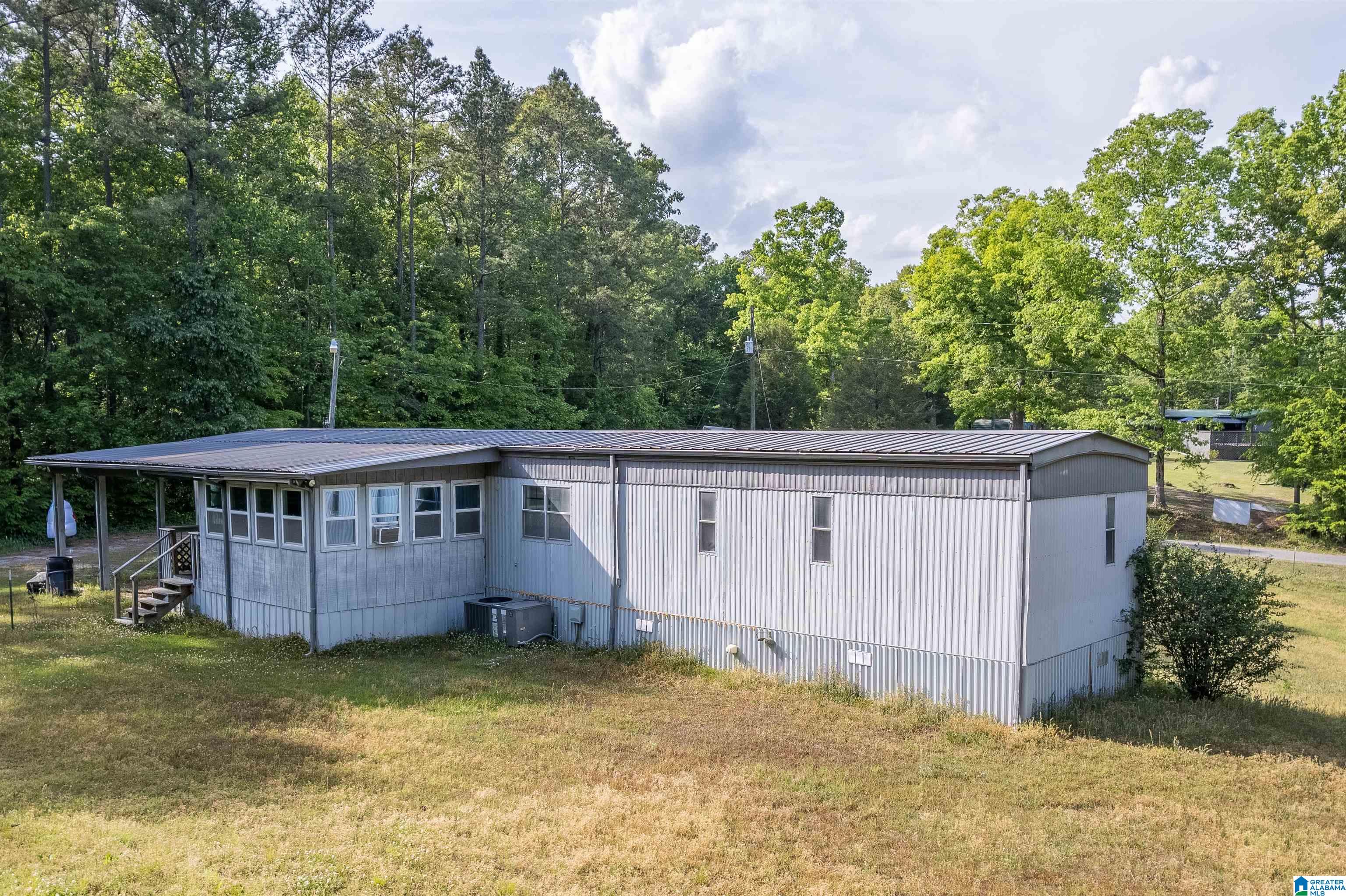 261 SHERWOOD DRIVE - Photo 3