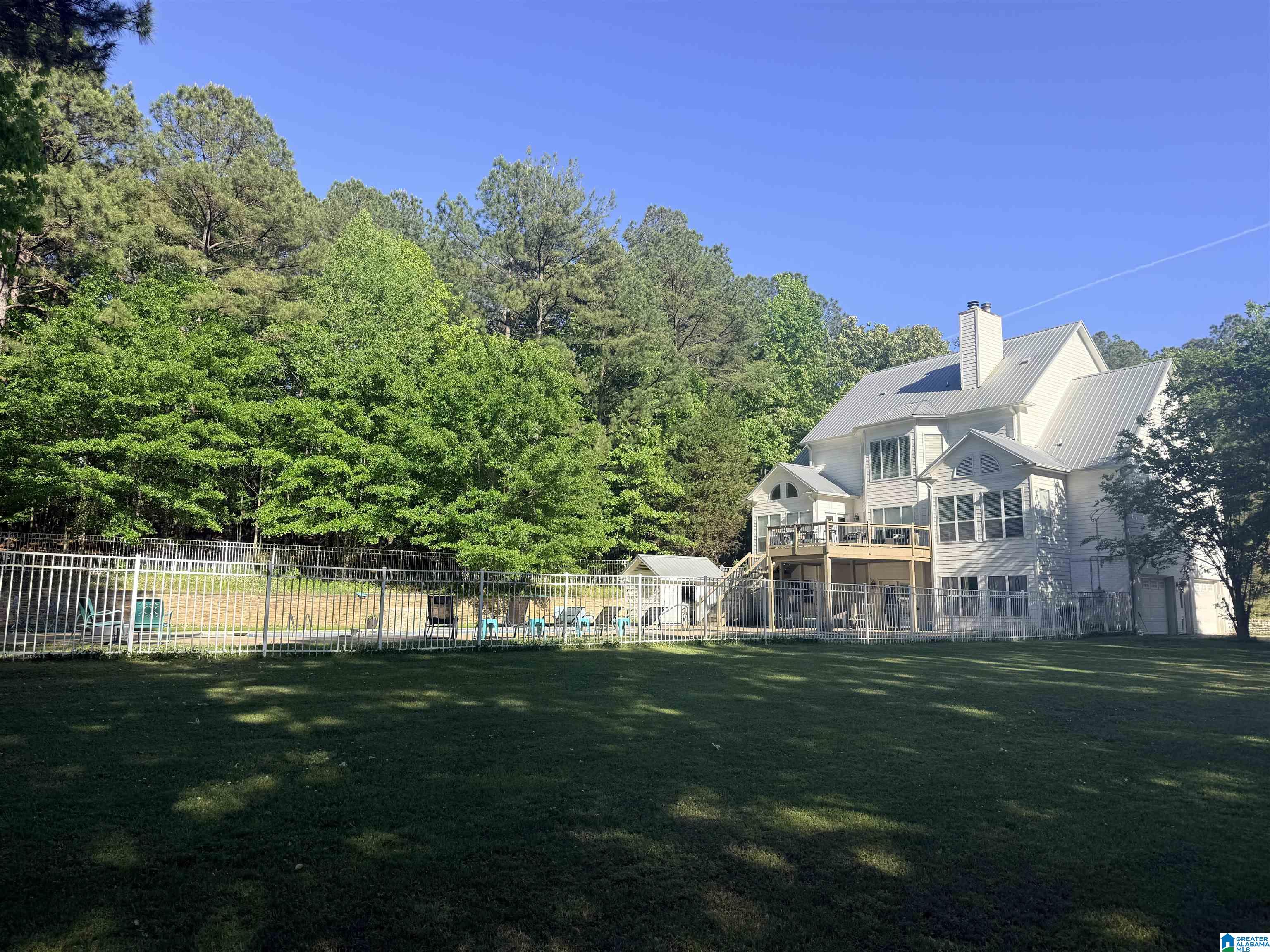 11 CROSSBROOK CIRCLE