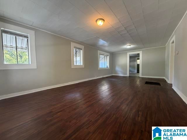 1104 HEFLIN AVENUE W