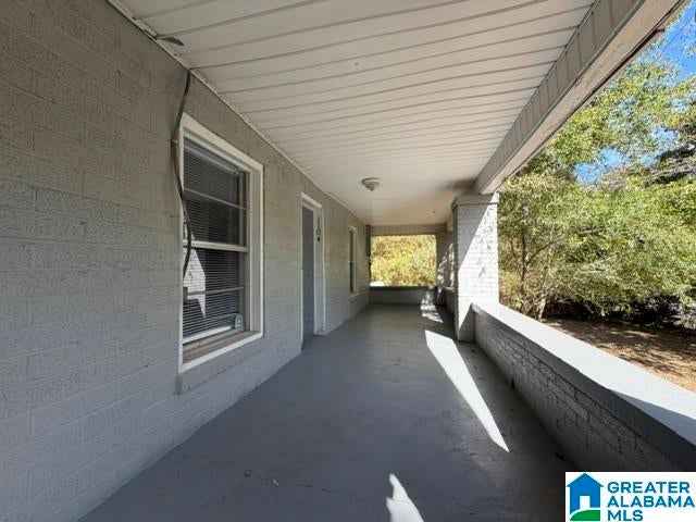 1104 HEFLIN AVENUE W